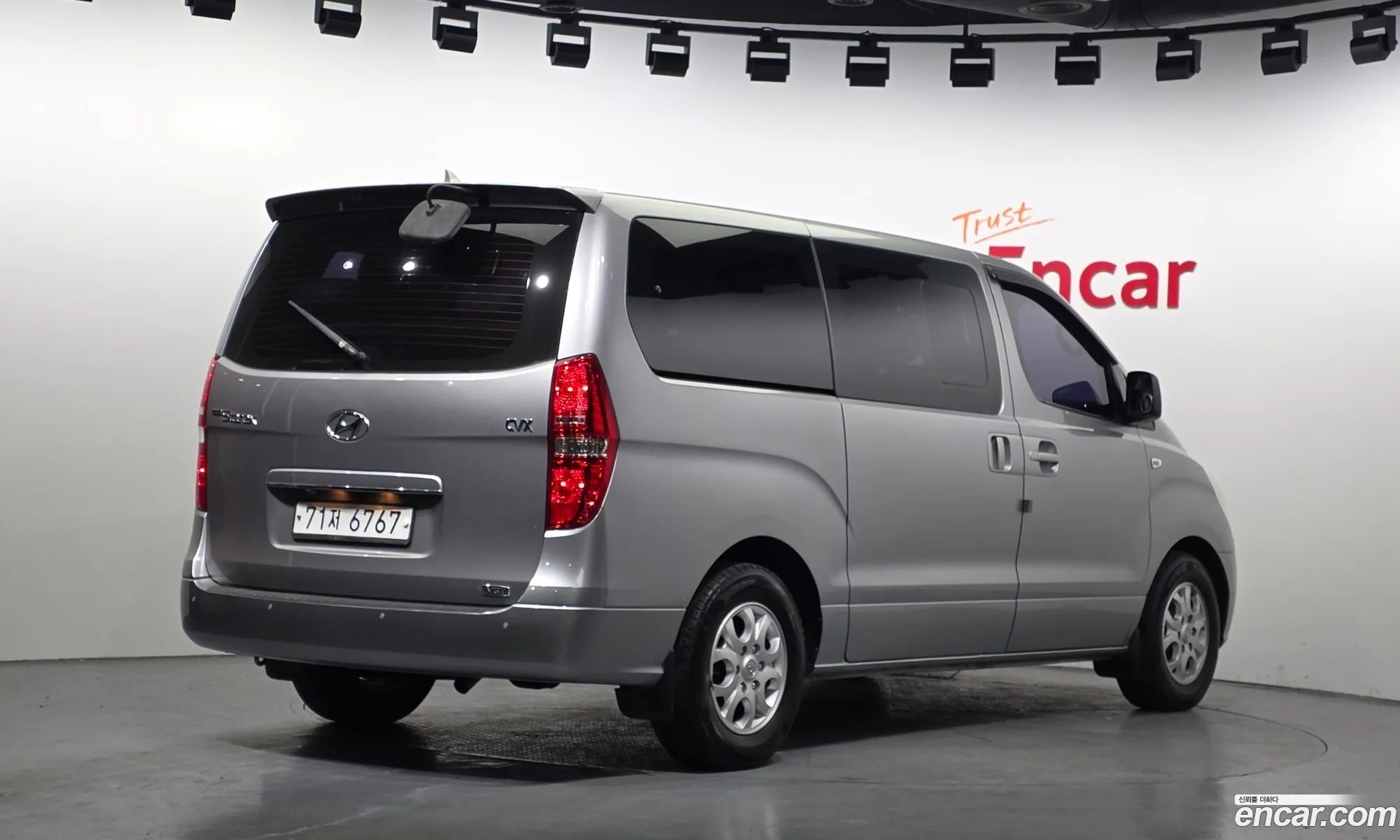 Hyundai Grand Starex 2013 — 10