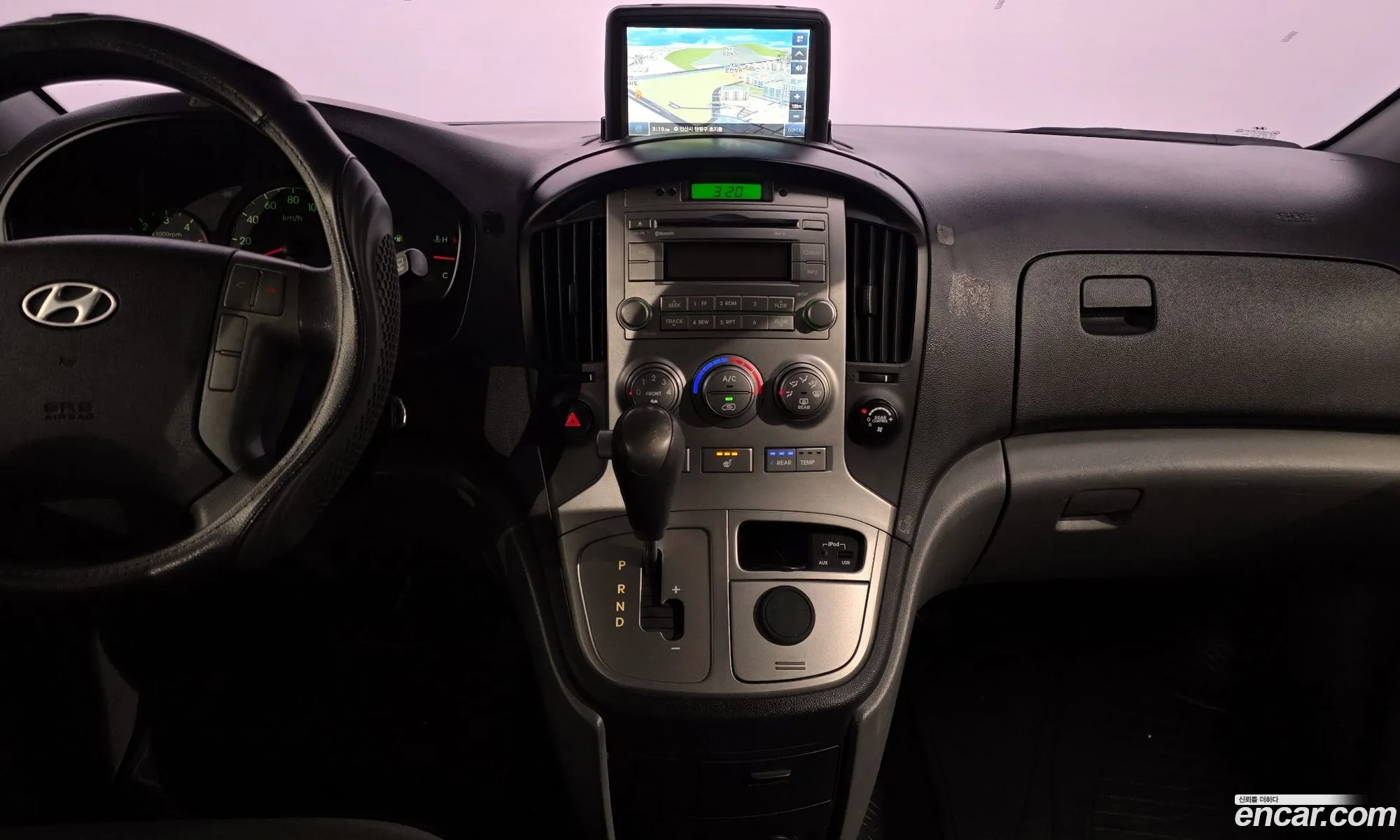Hyundai Grand Starex 2013 — 3
