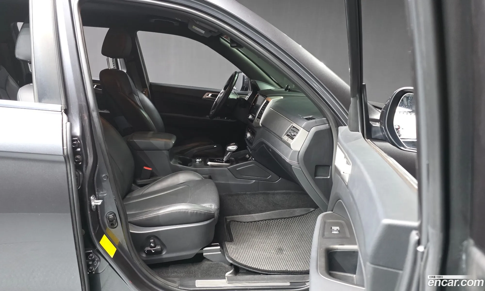 KG Mobility (SsangYong) Rexton Sports Khan 2019 — 19