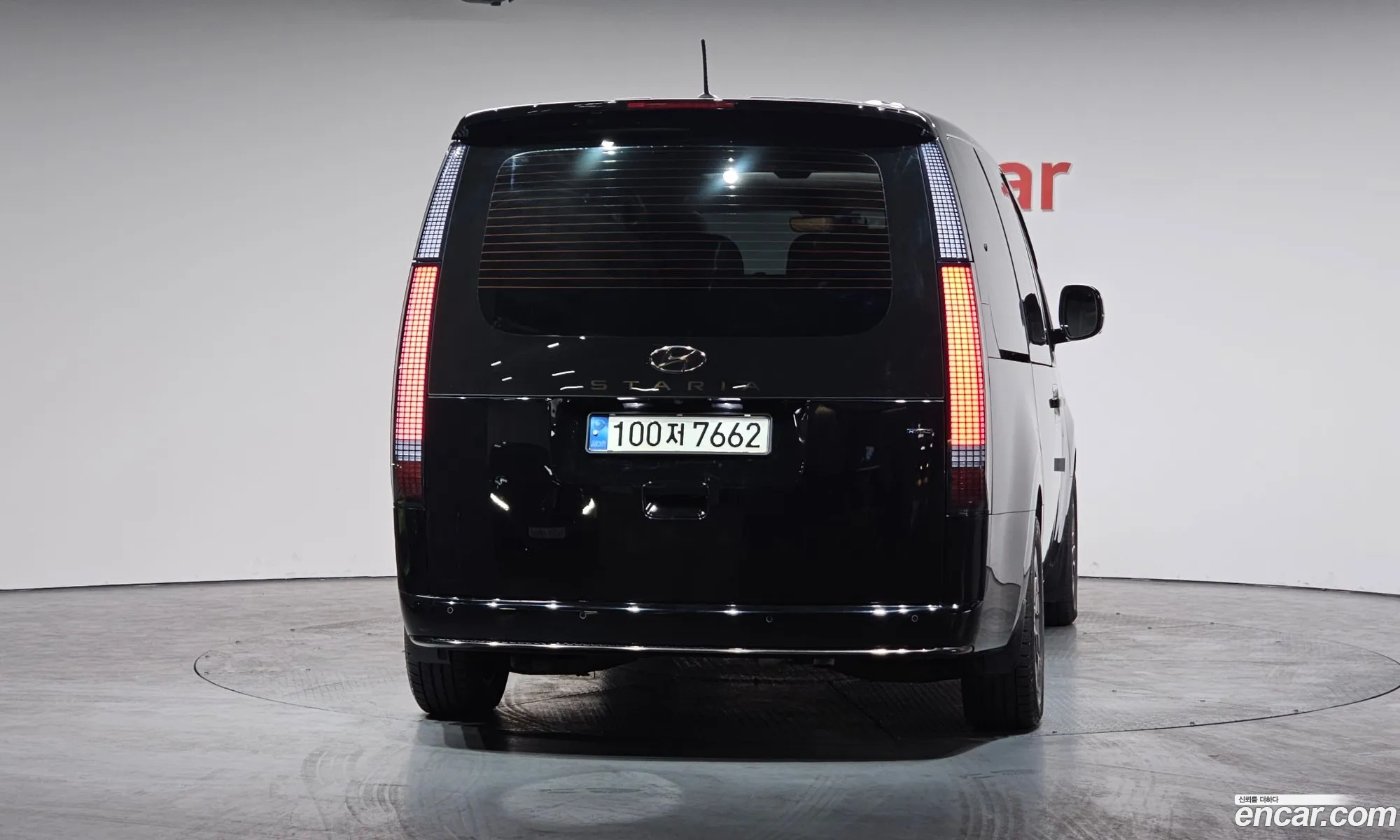 Hyundai Staria 2021 — 16