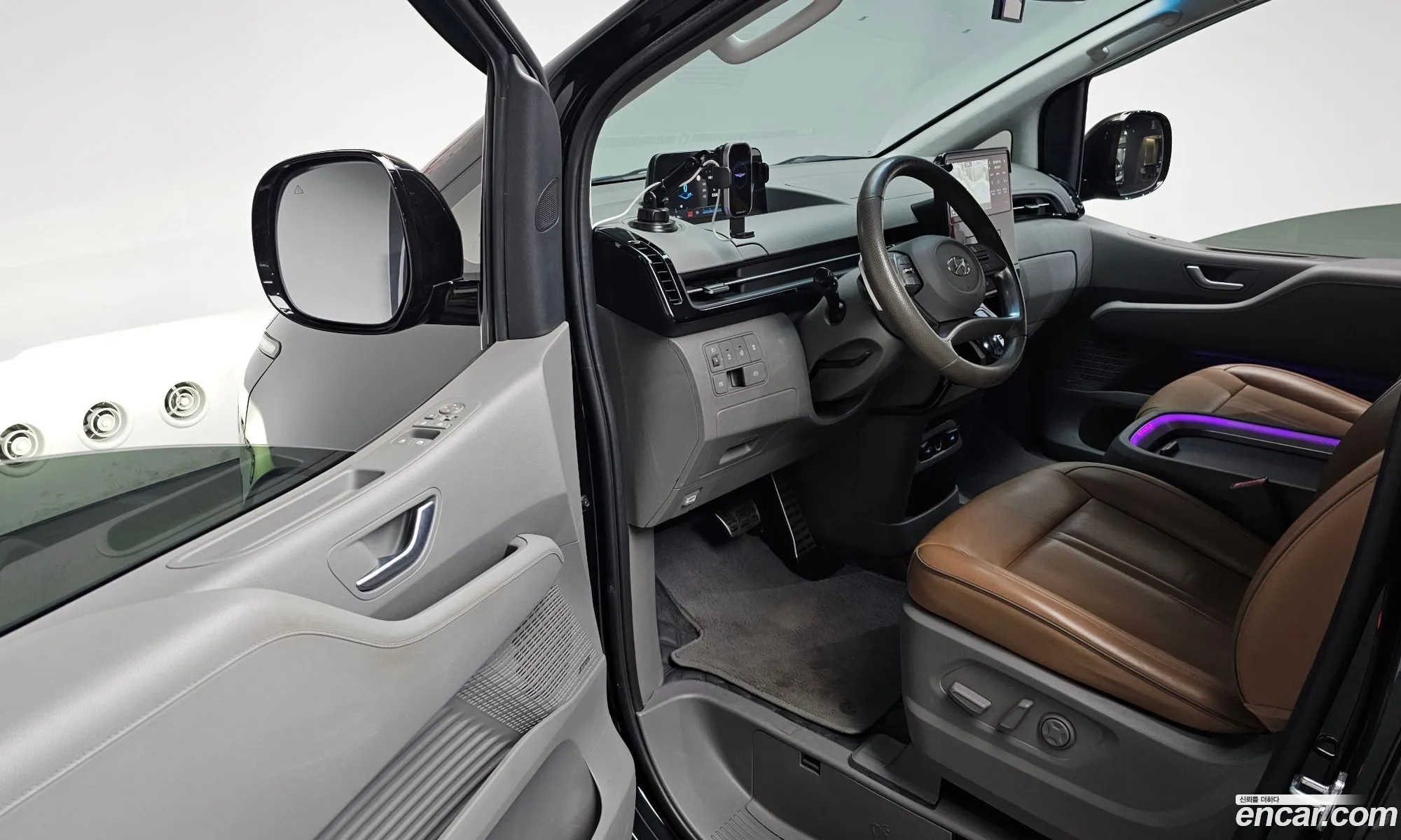 Hyundai Staria 2021 — 5