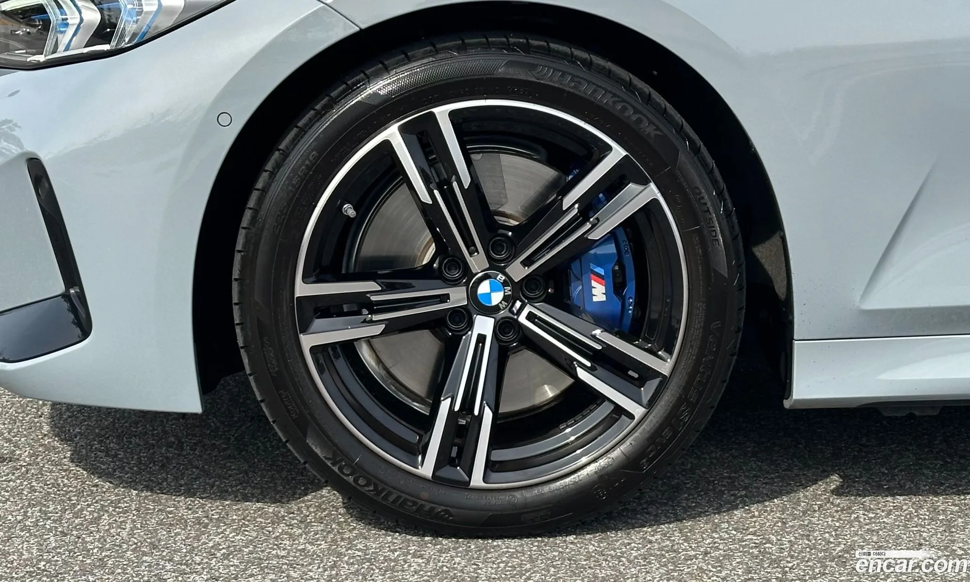 BMW 3 Series 2025 — 12