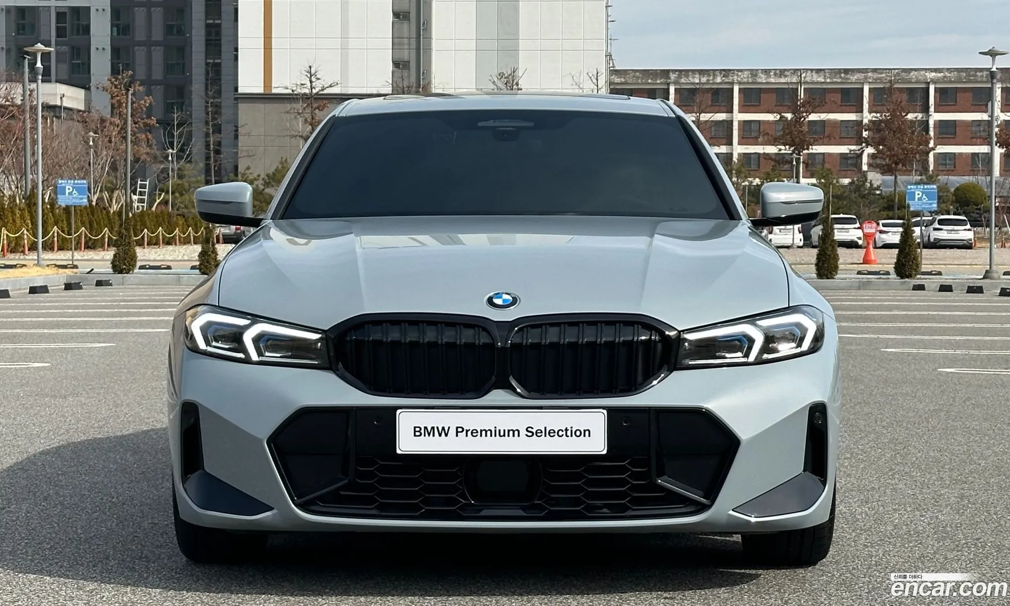 BMW 3 Series 2025 — 13