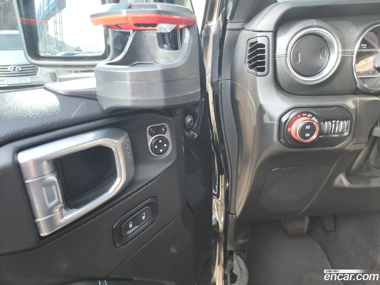 Jeep Wrangler 2021 — 10