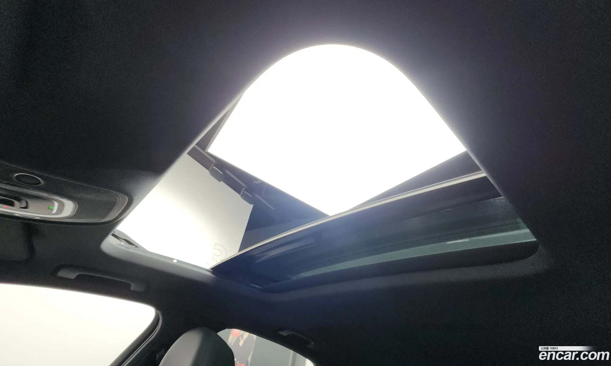 Audi A6 2022 WAUZZZF20NN058627 — 4