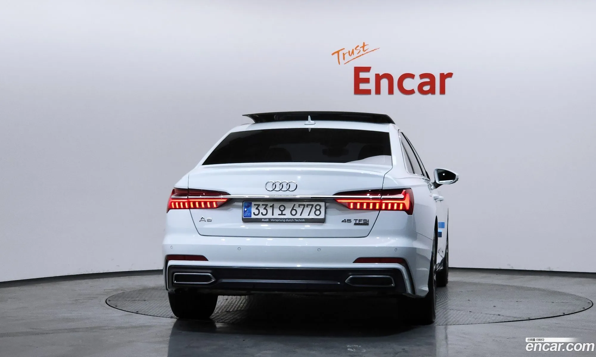 Audi A6 2022 WAUZZZF20NN058627 — 3