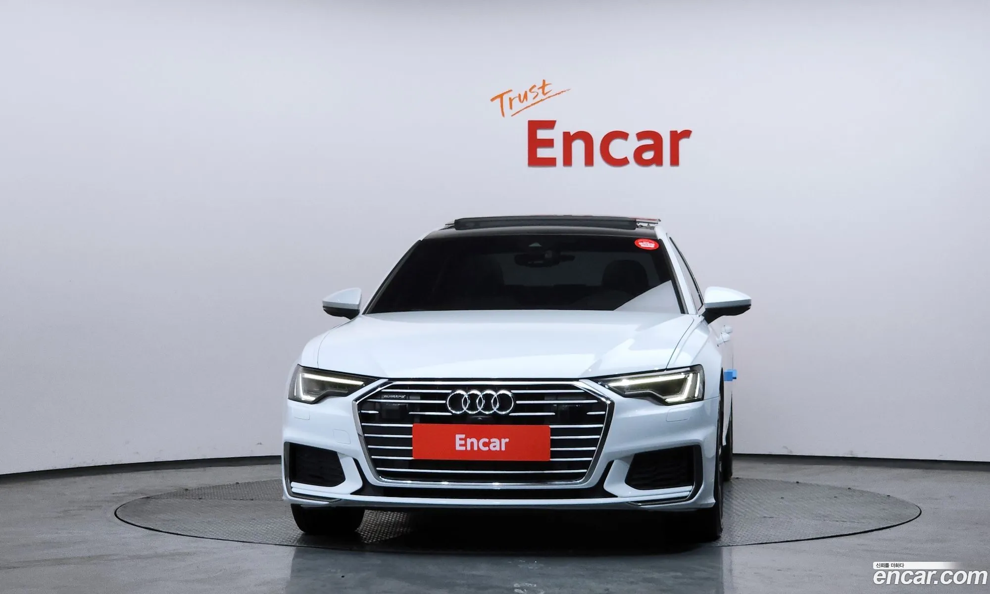 Audi A6 2022 WAUZZZF20NN058627 — 2