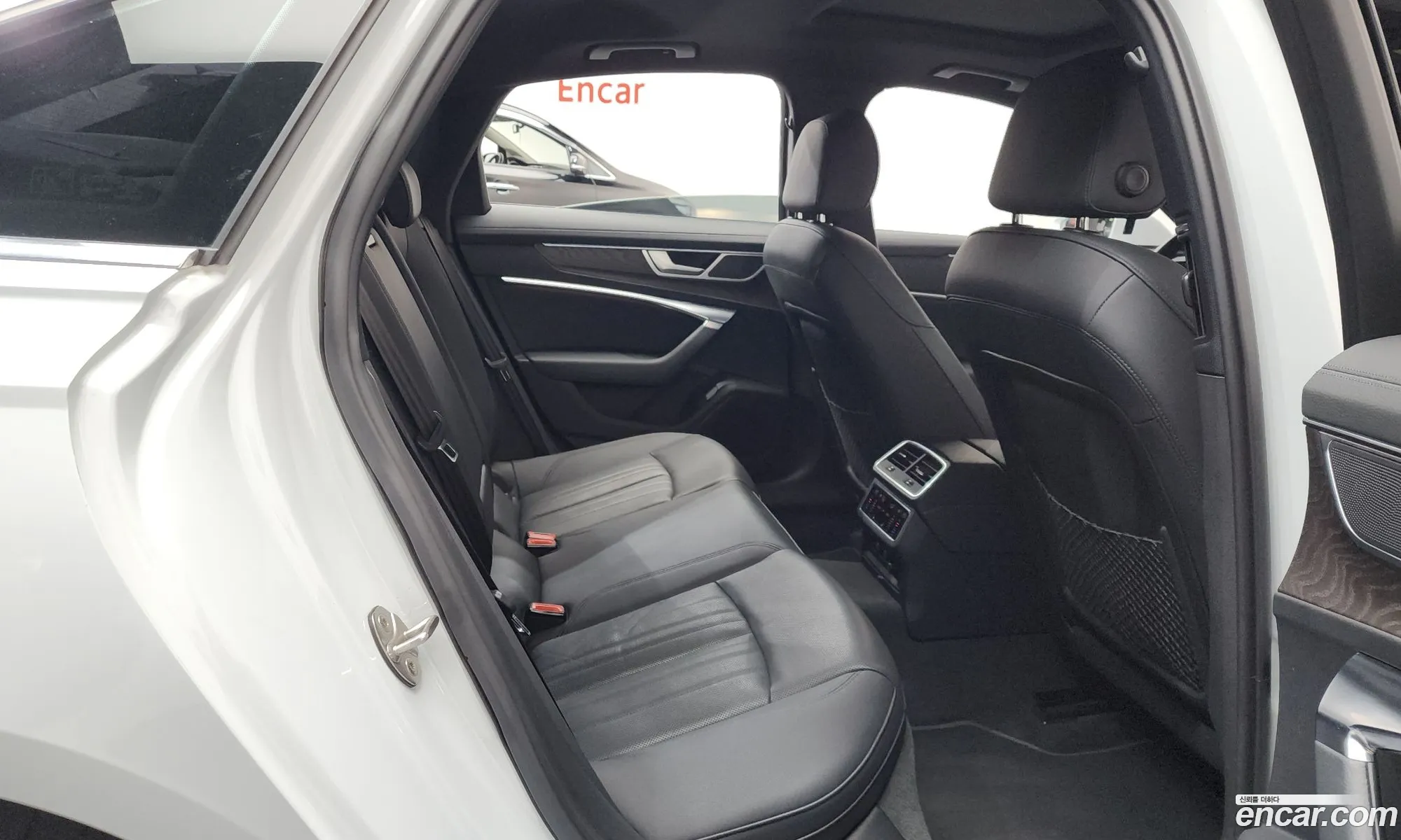 Audi A6 2022 WAUZZZF20NN058627 — 20