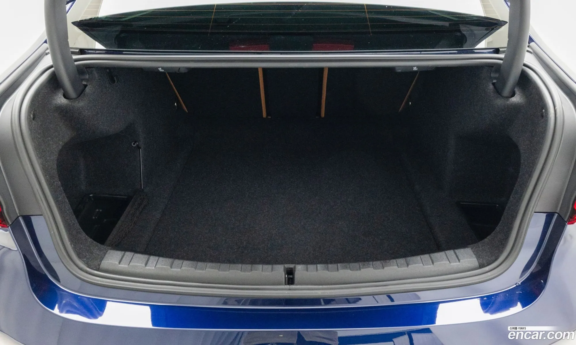 BMW 3 Series 2025 — 15