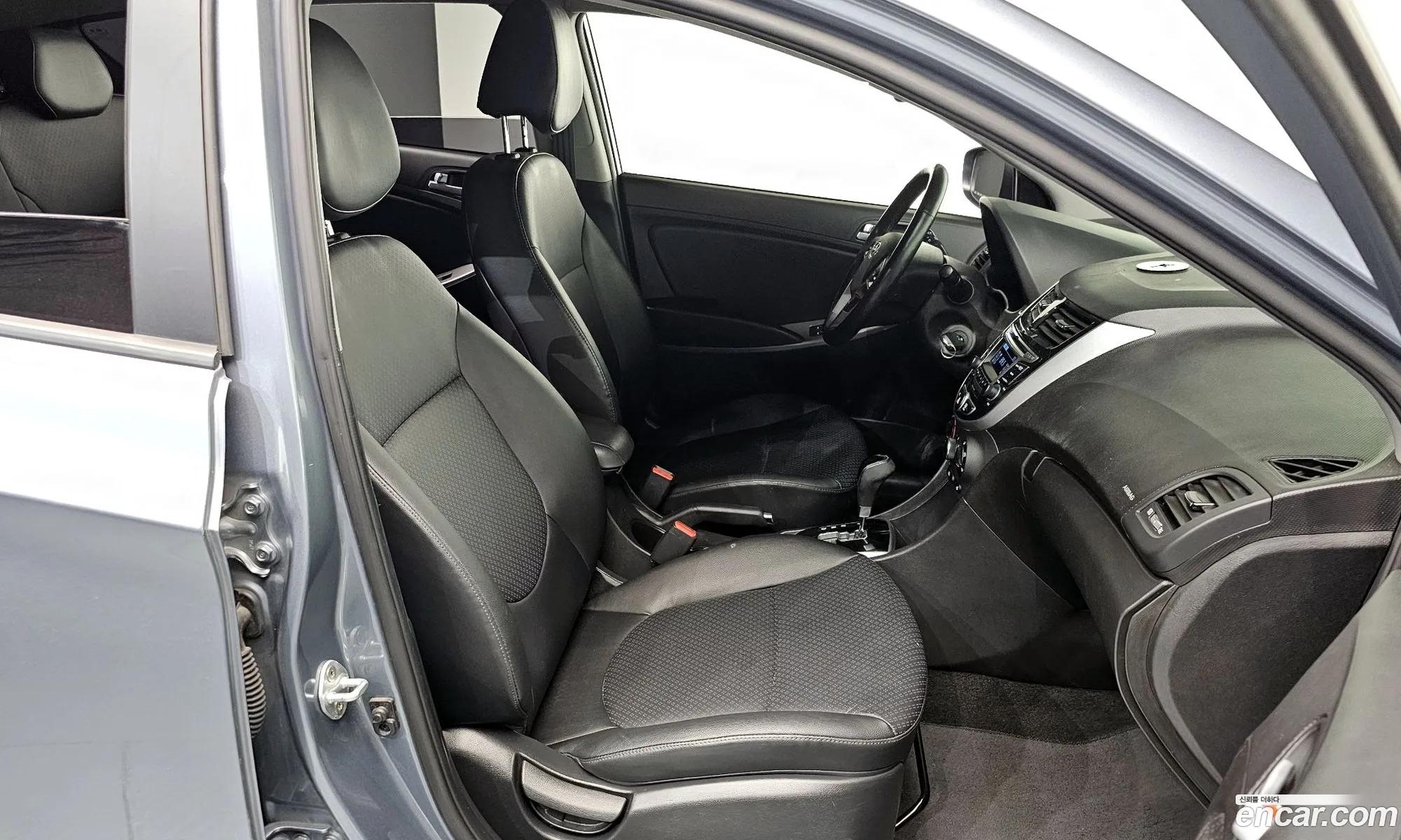 Hyundai Accent 2018 — 15