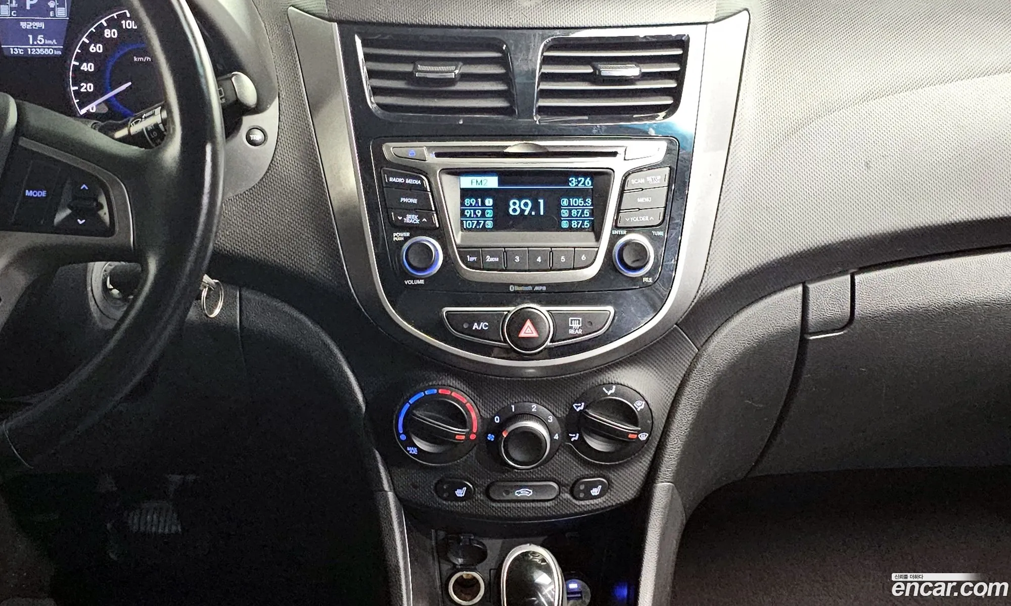 Hyundai Accent 2018 — 16