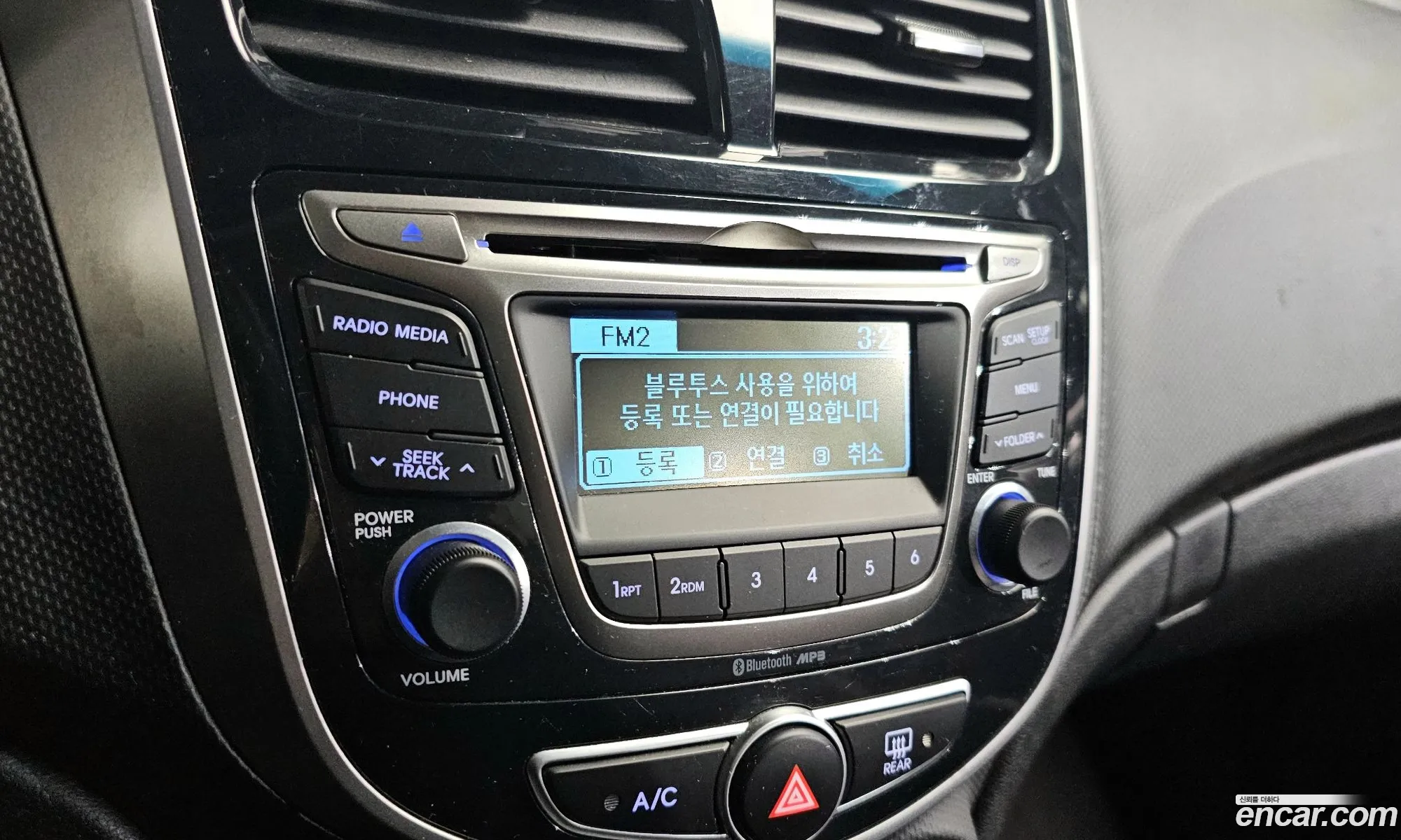 Hyundai Accent 2018 — 12