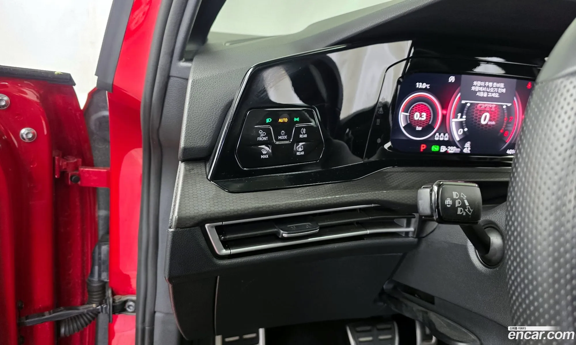 Volkswagen Golf 8th Gen 2022 — 14