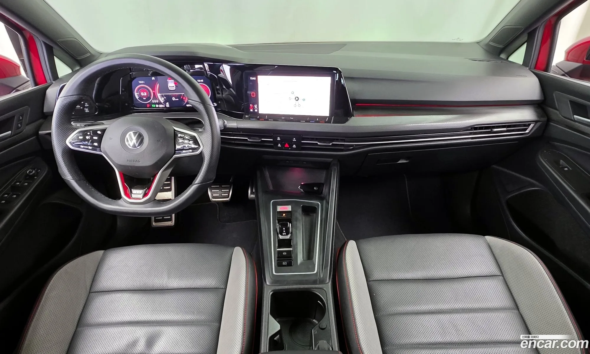 Volkswagen Golf 8th Gen 2022 — 16