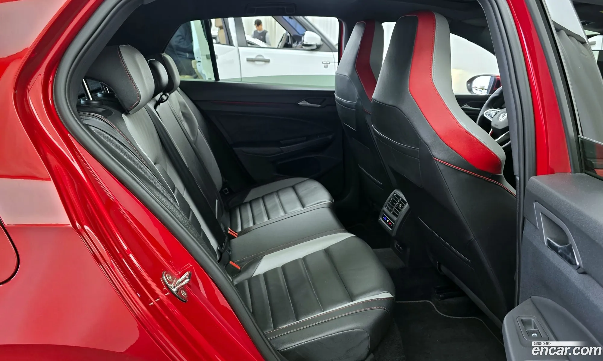 Volkswagen Golf 8th Gen 2022 — 17