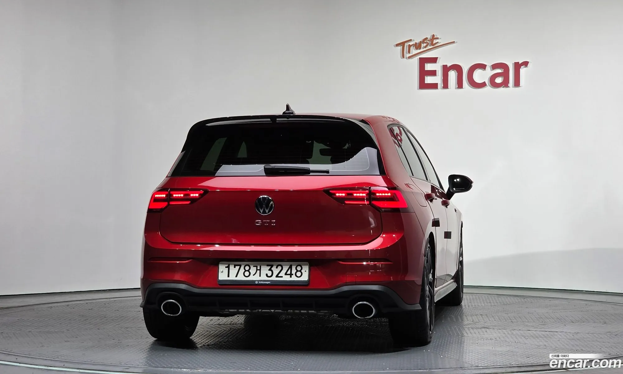 Volkswagen Golf 8th Gen 2022 — 18