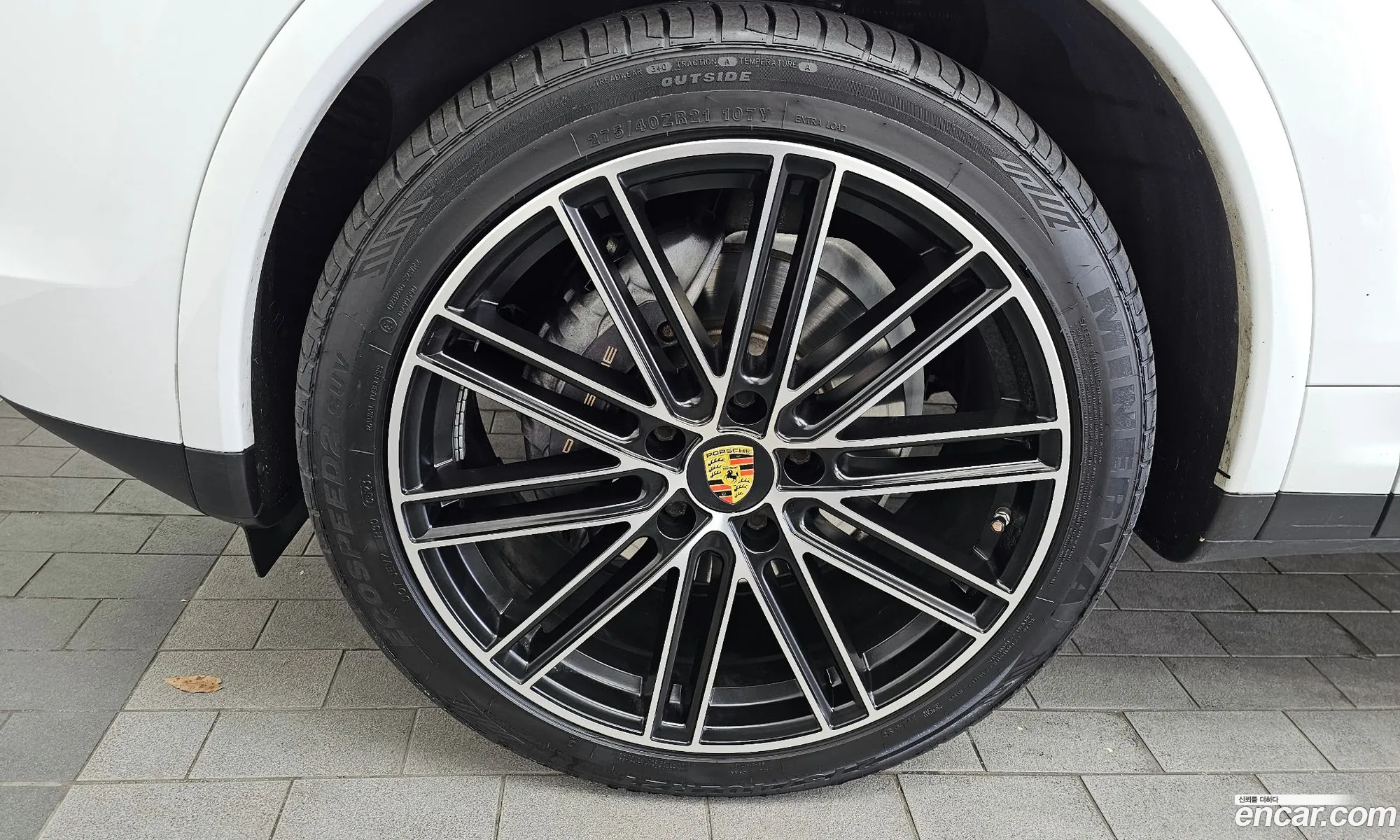 Porsche Cayenne 2017 WP1AF2925HLA28100 — 20