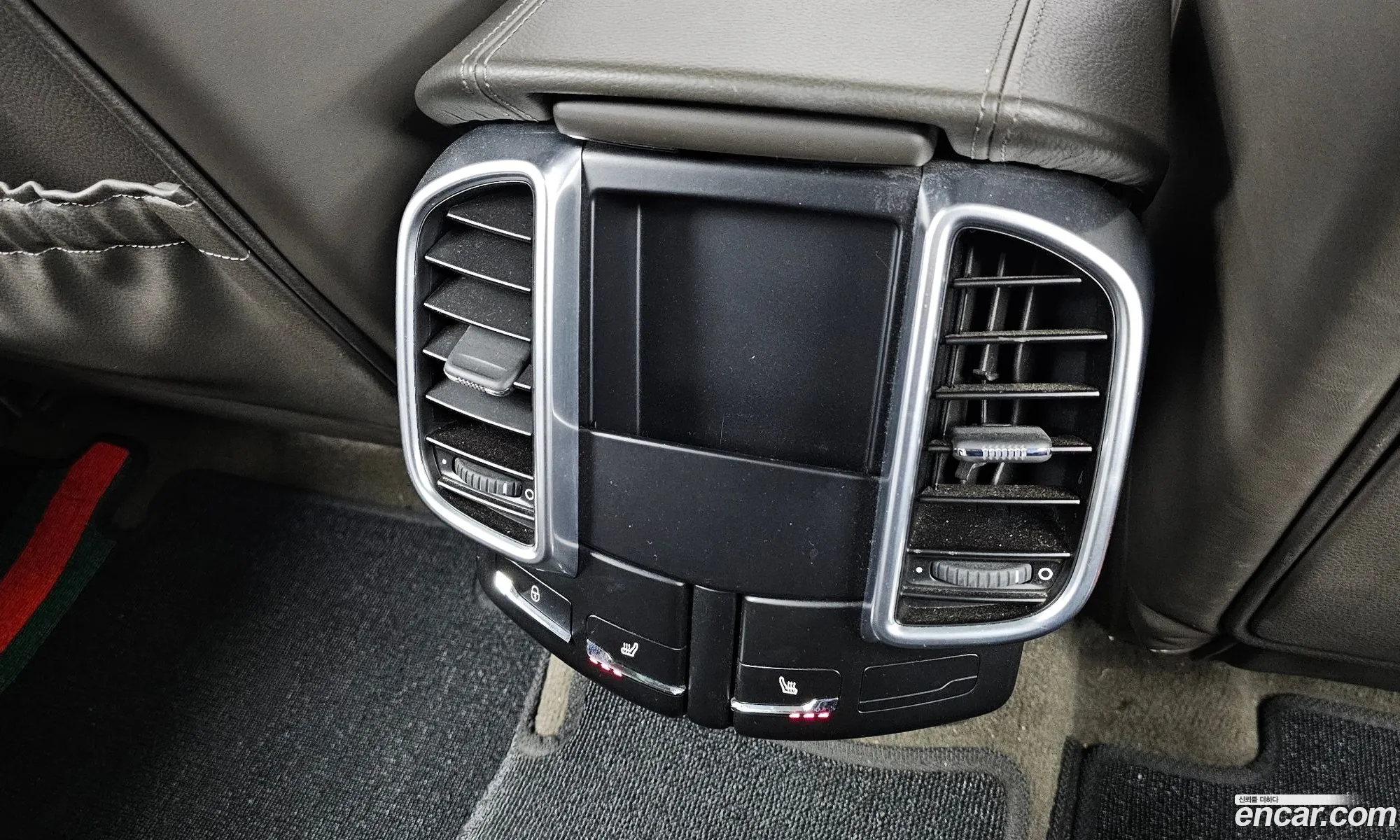 Porsche Cayenne 2017 WP1AF2925HLA28100 — 9