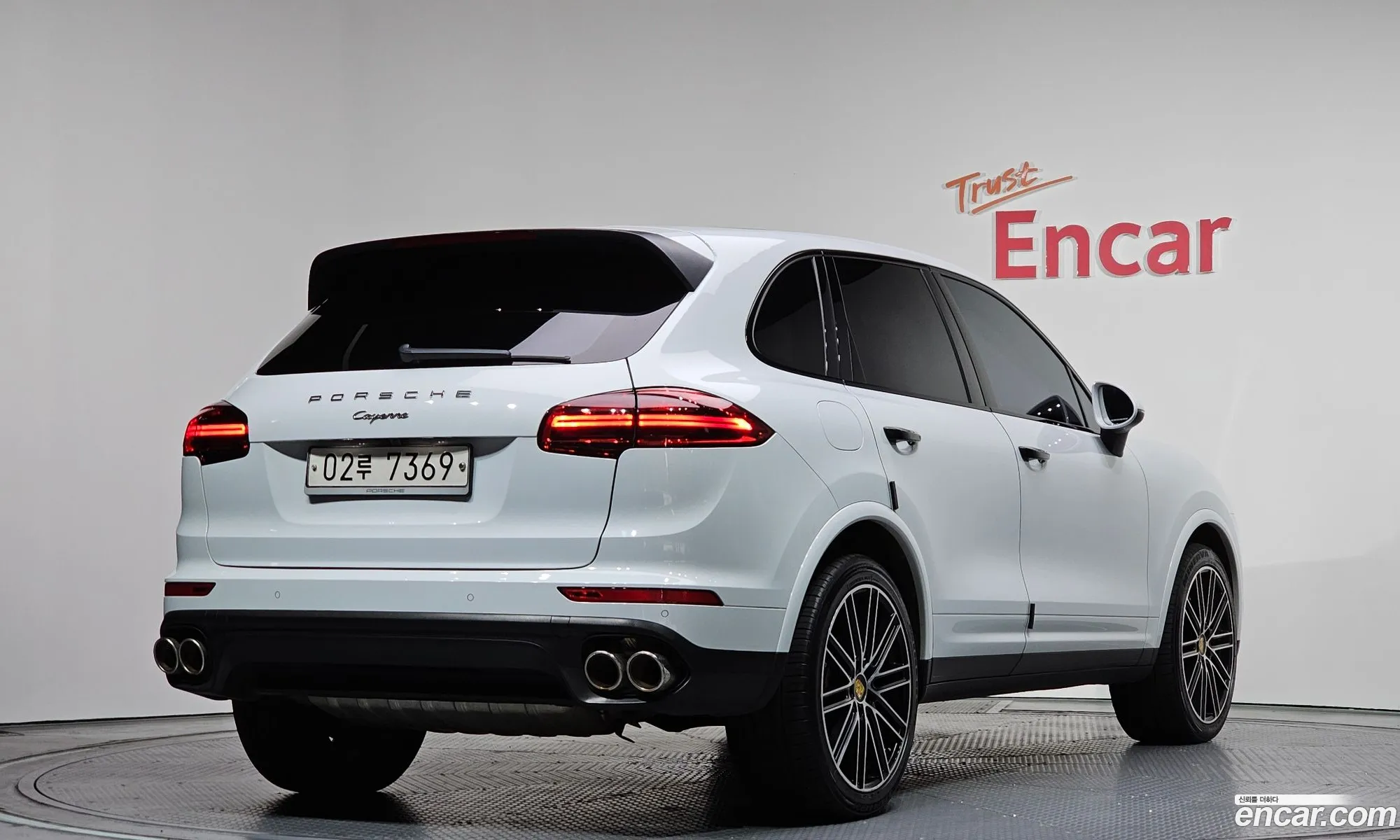 Porsche Cayenne 2017 WP1AF2925HLA28100 — 19