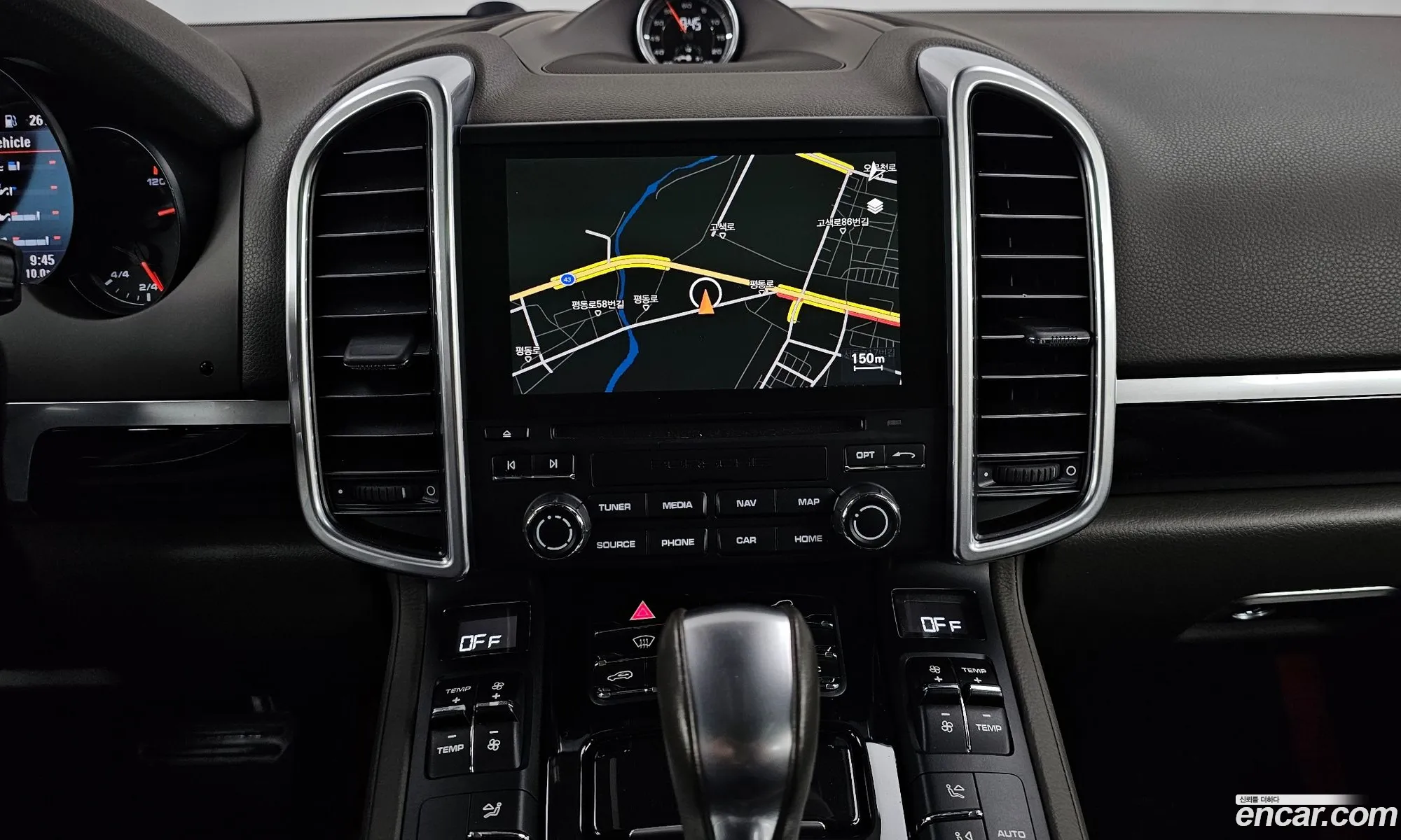 Porsche Cayenne 2017 WP1AF2925HLA28100 — 5