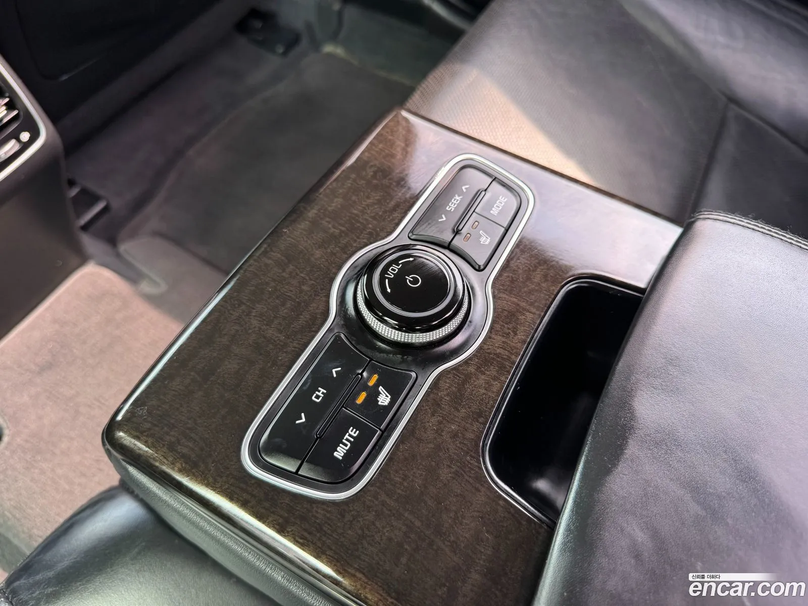 Kia K7 2013 — 7