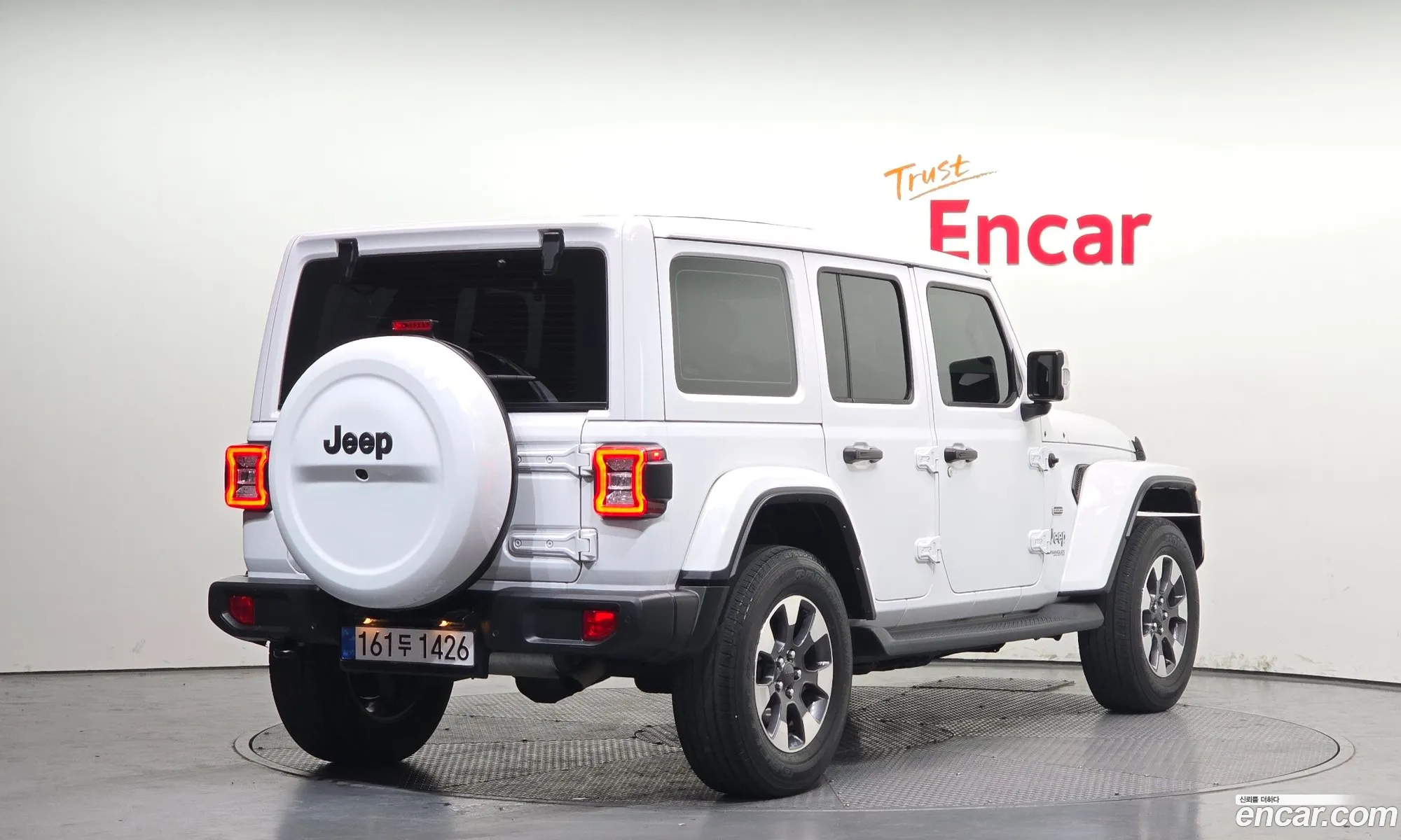 Jeep Wrangler 2022 — 14