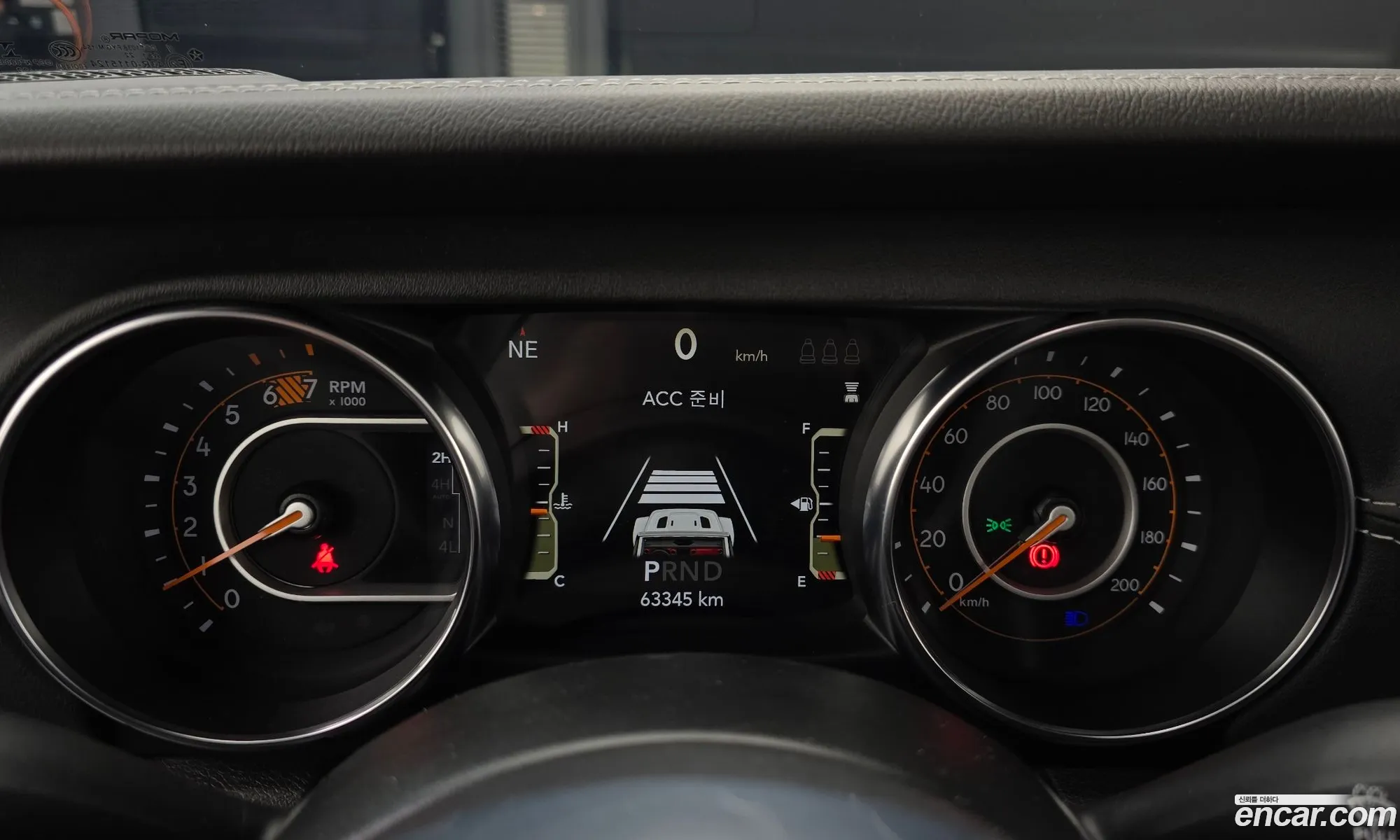Jeep Wrangler 2022 — 4