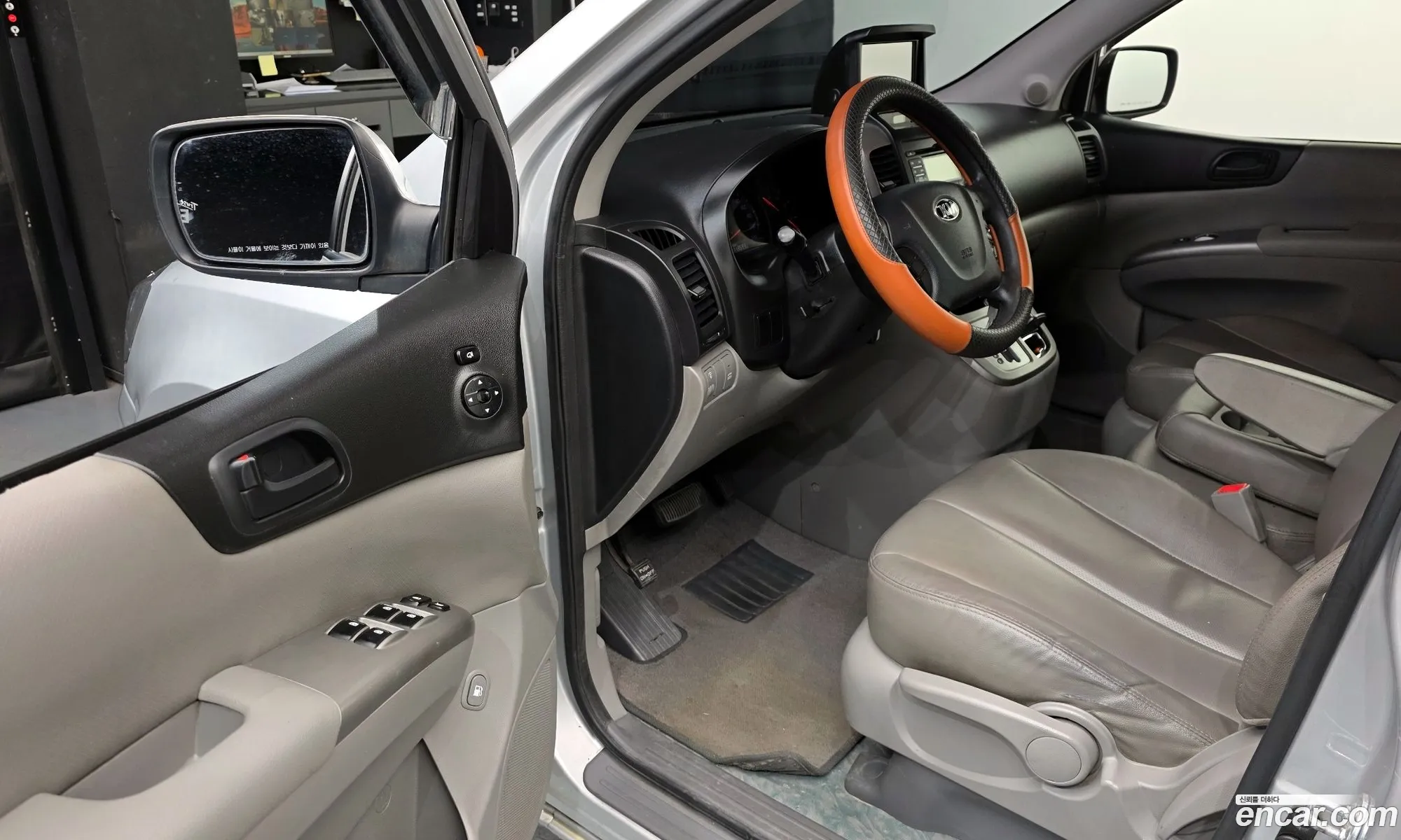 Kia Carnival R 2013 — 6