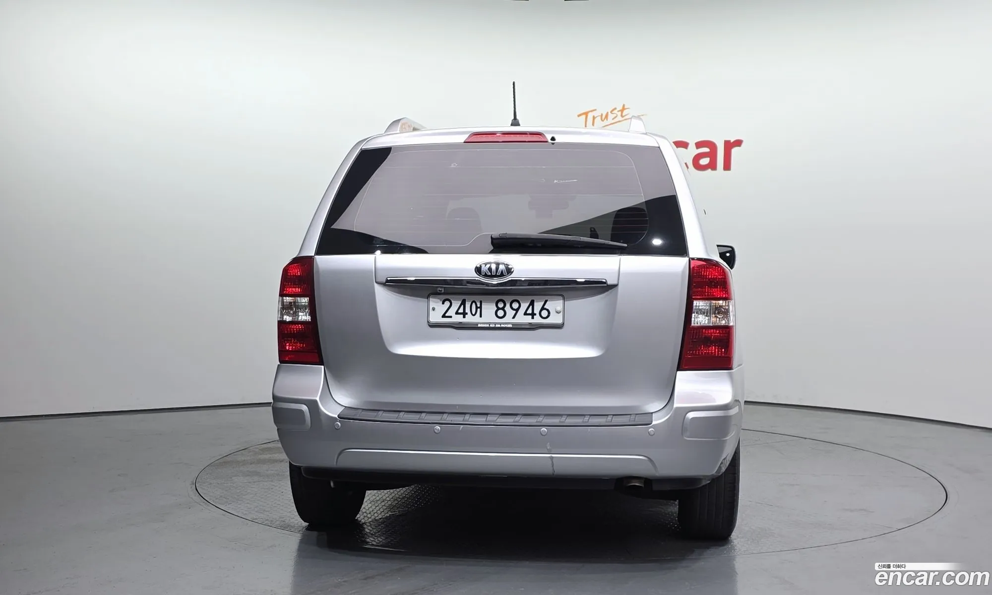 Kia Carnival R 2013 — 10