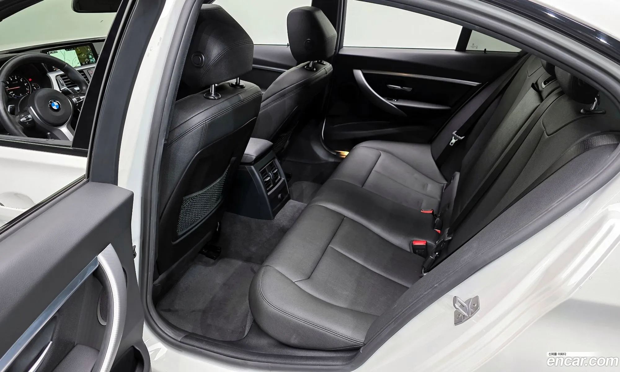BMW 3 Series 2018 WBA8A9101JAH11432 — 5