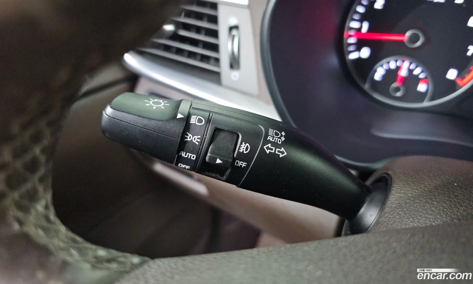 Kia K5 2019 — 10