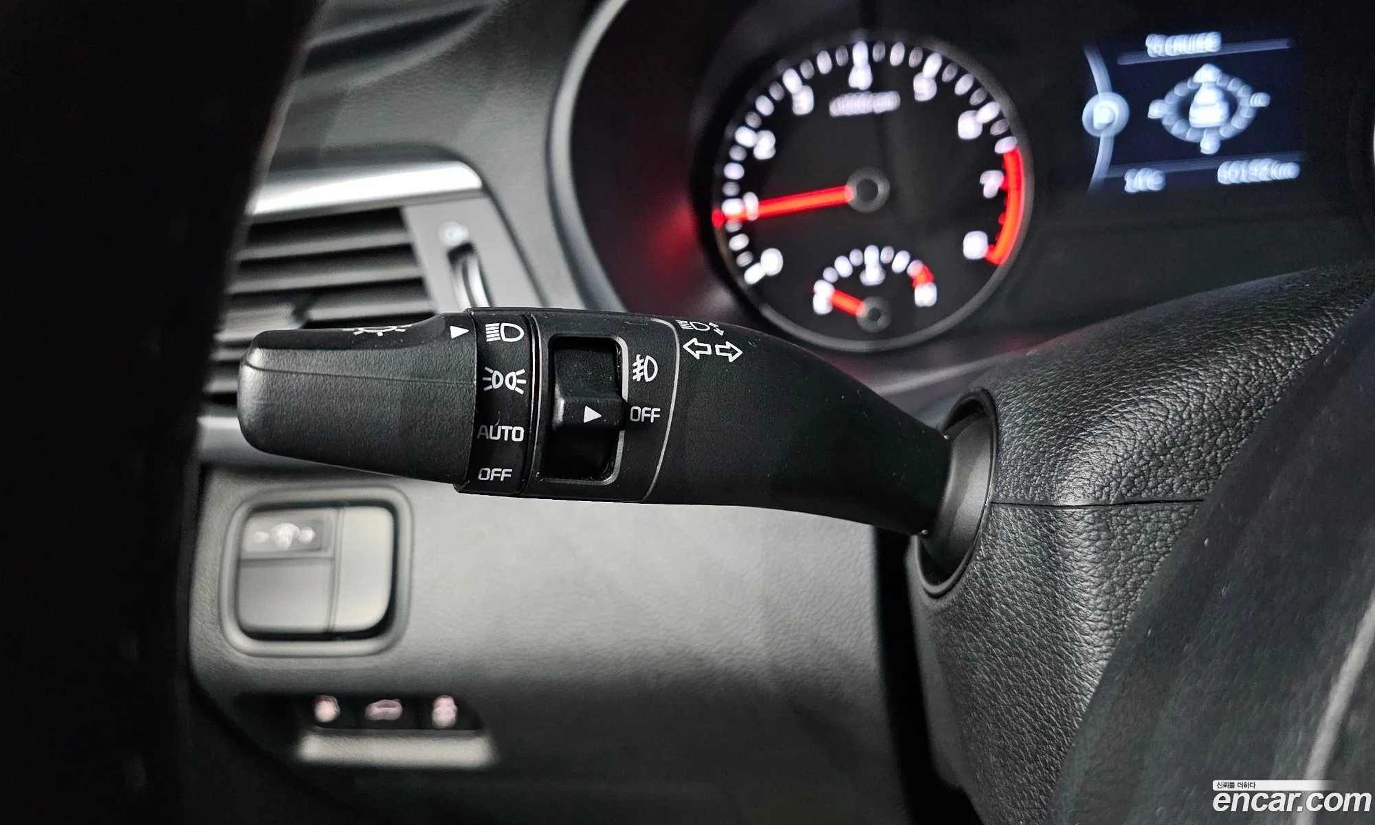 Kia K5 2015 — 17