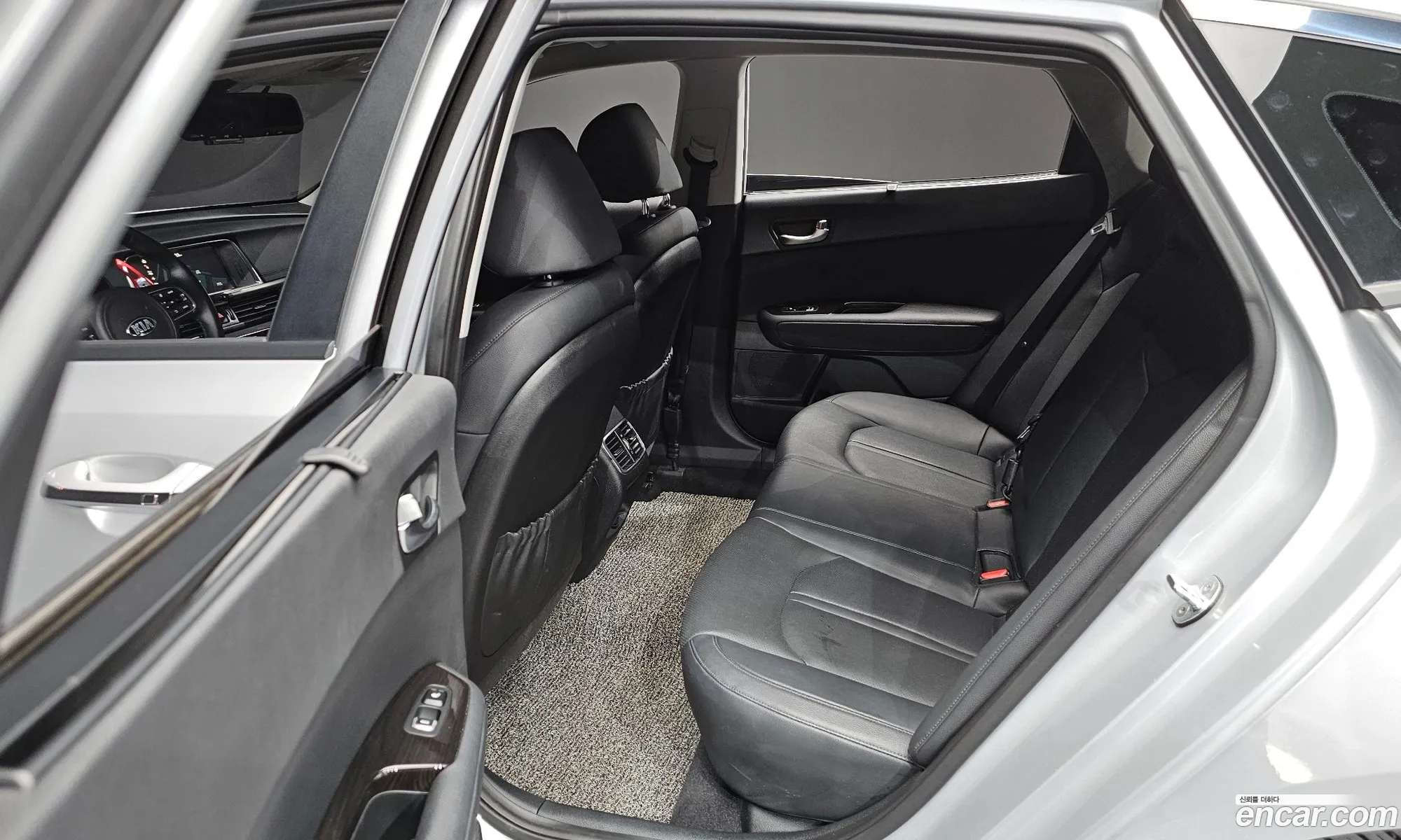 Kia K5 2015 — 16