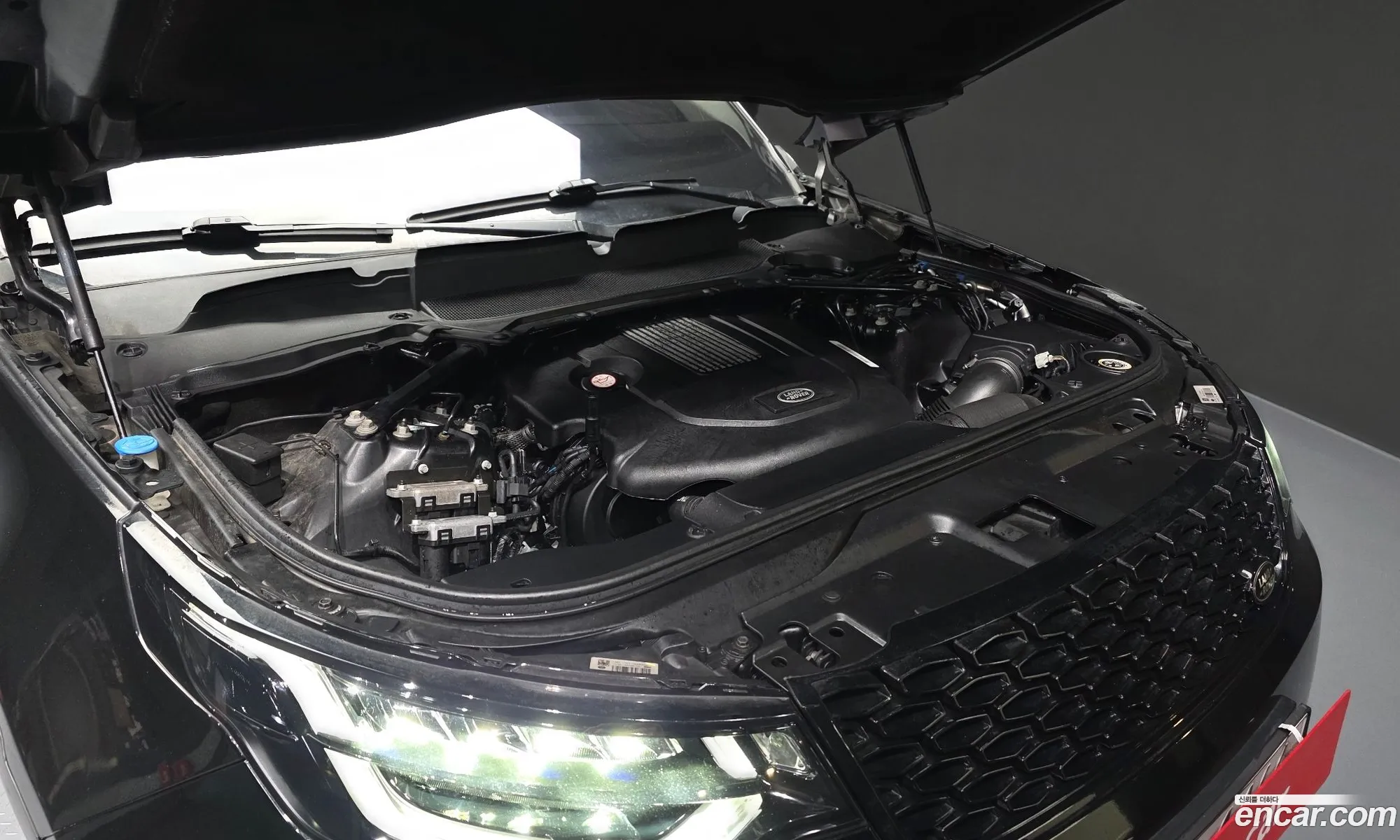Land Rover Discovery 5 2017 SALRA2BK5HA039602 — 7