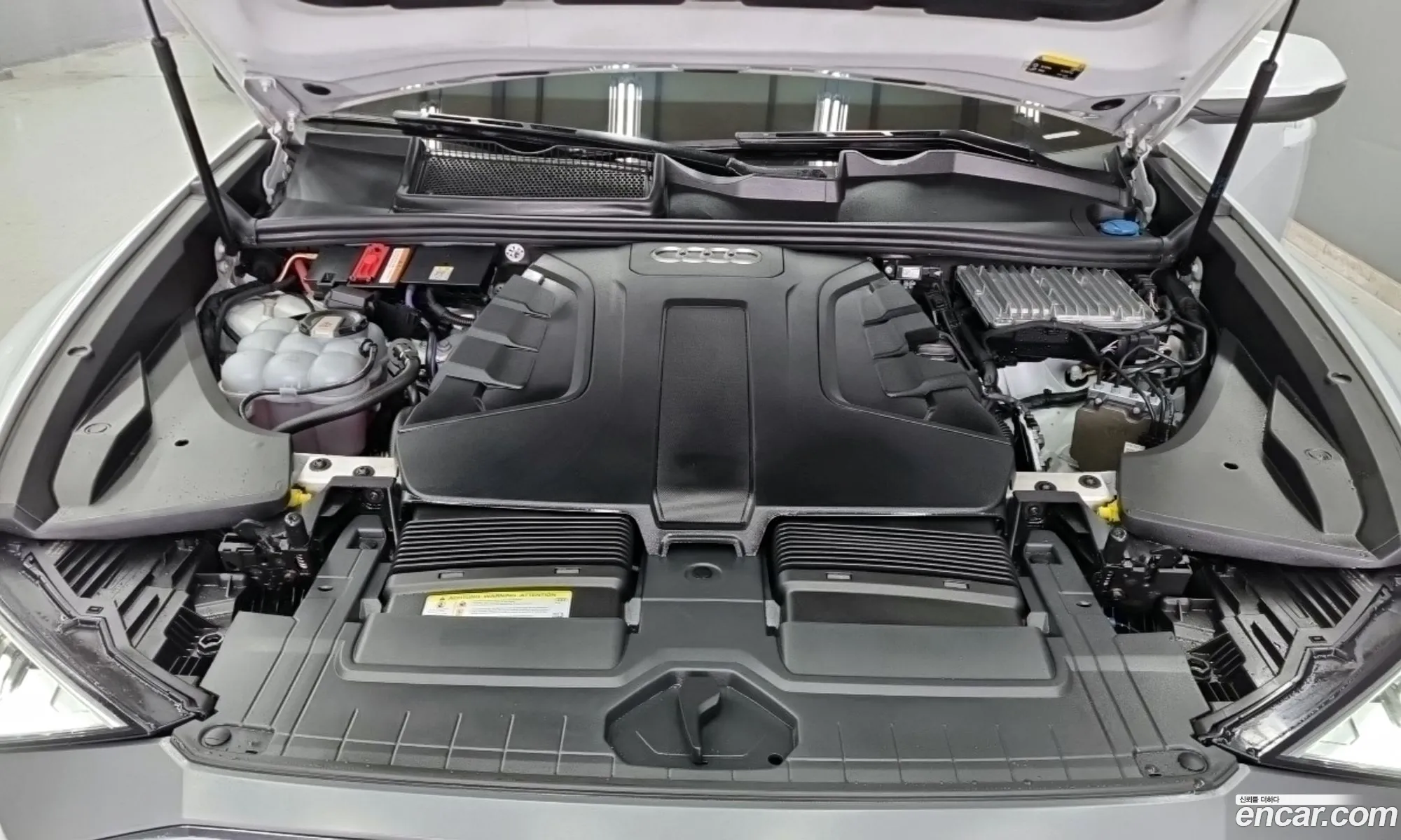 Audi Q8 2020 — 4
