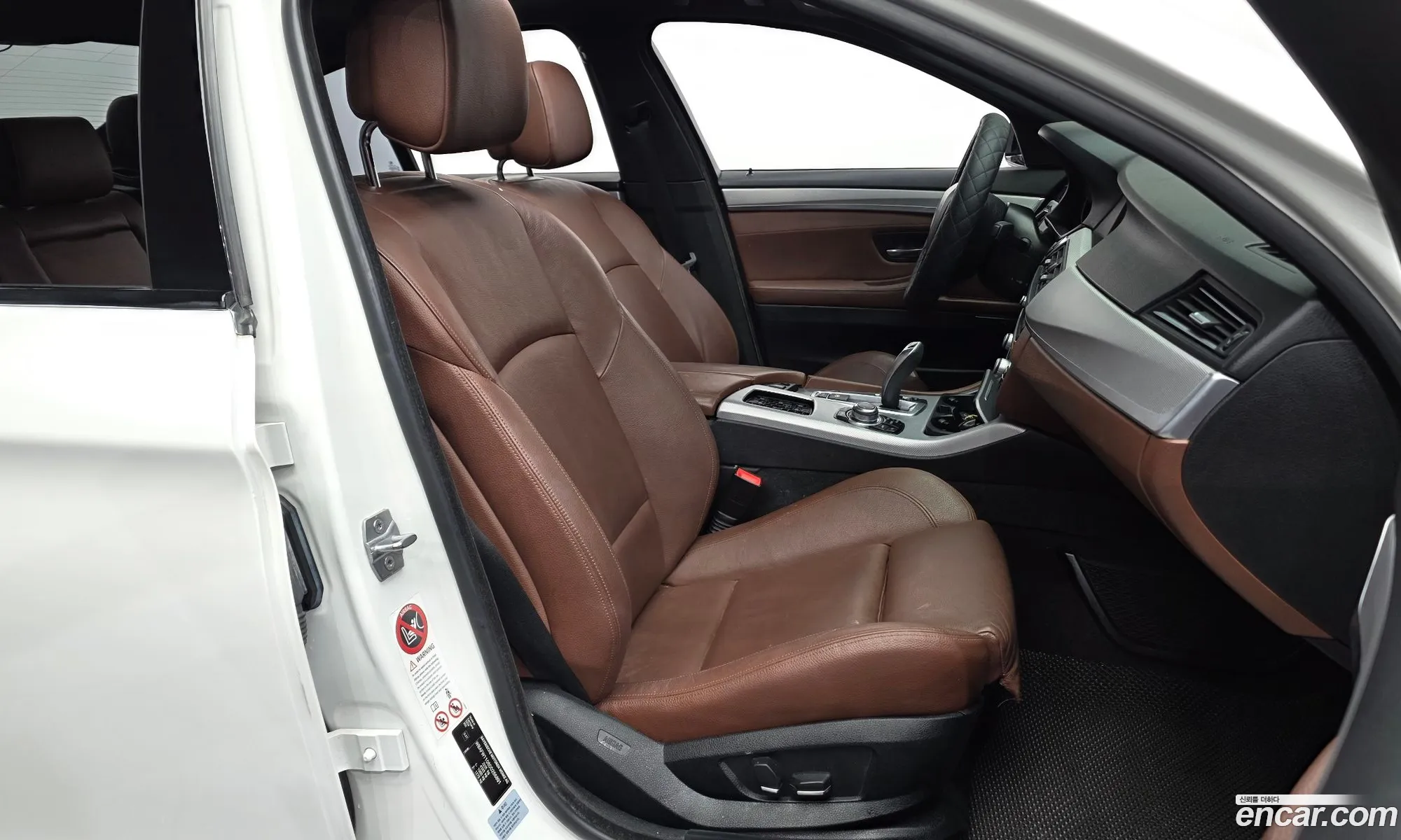 BMW 5 Series 2013 WBAFW1106DD266891 — 10