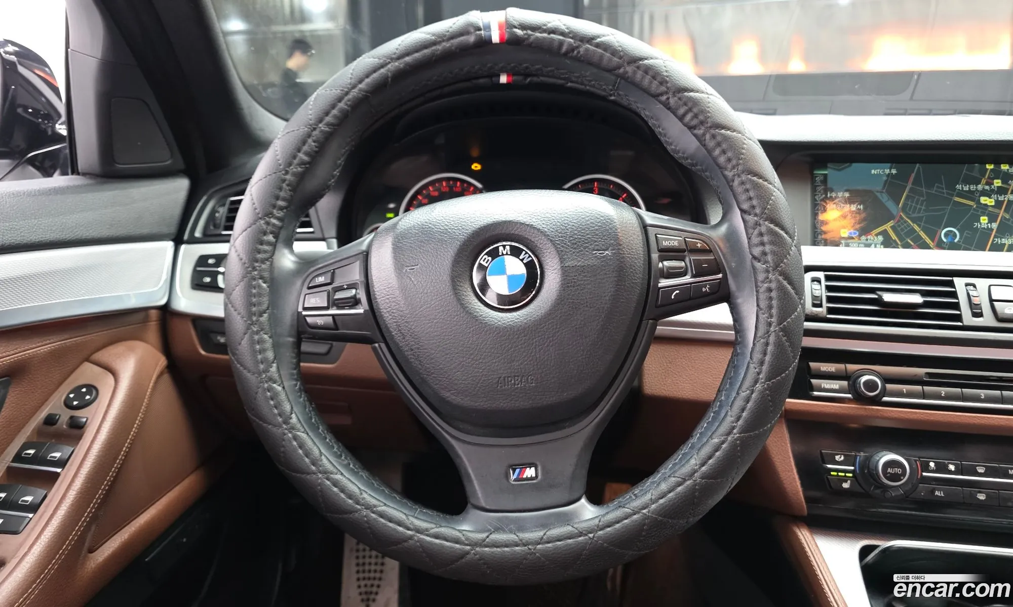 BMW 5 Series 2013 WBAFW1106DD266891 — 17