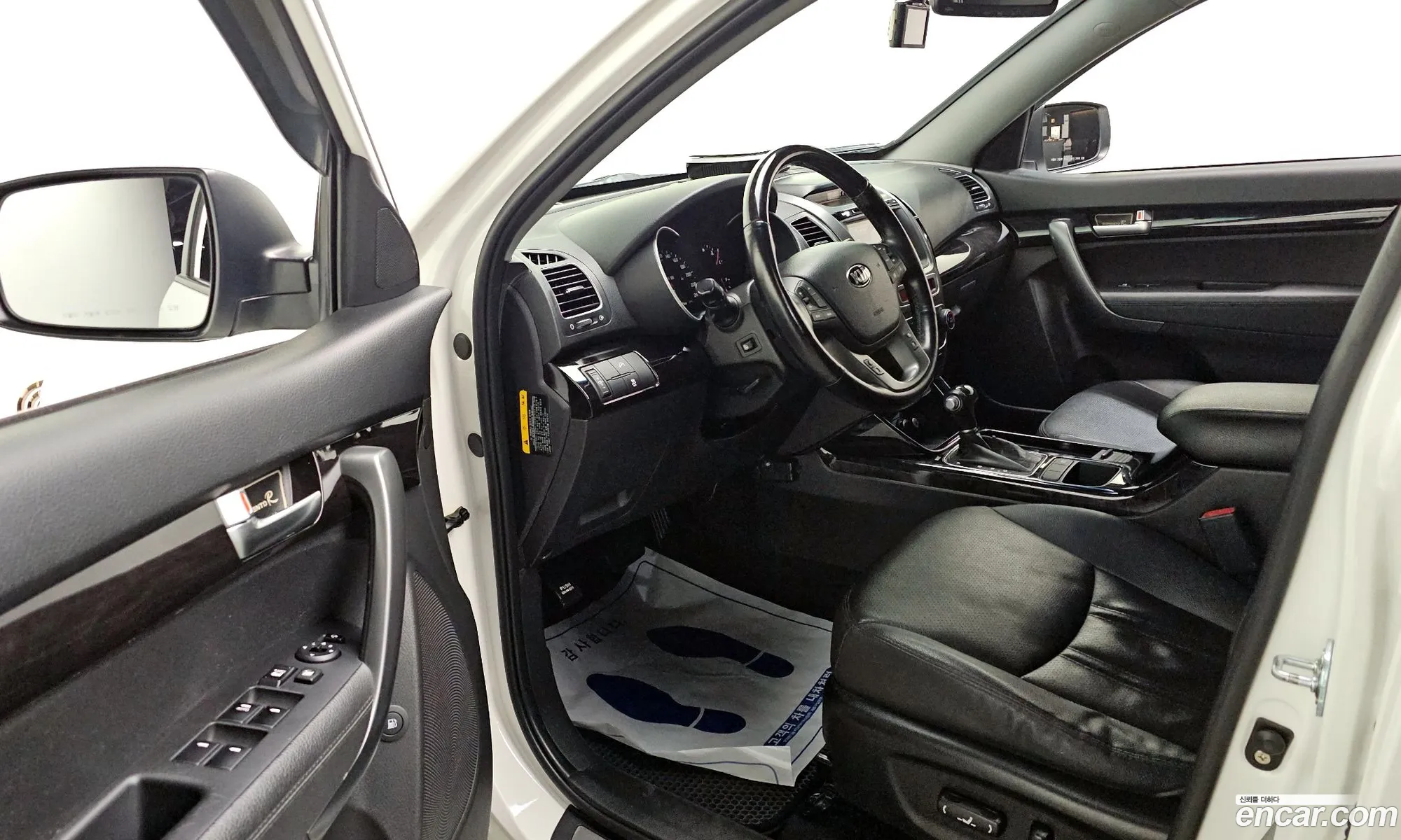 Kia Sorento R 2012 — 17