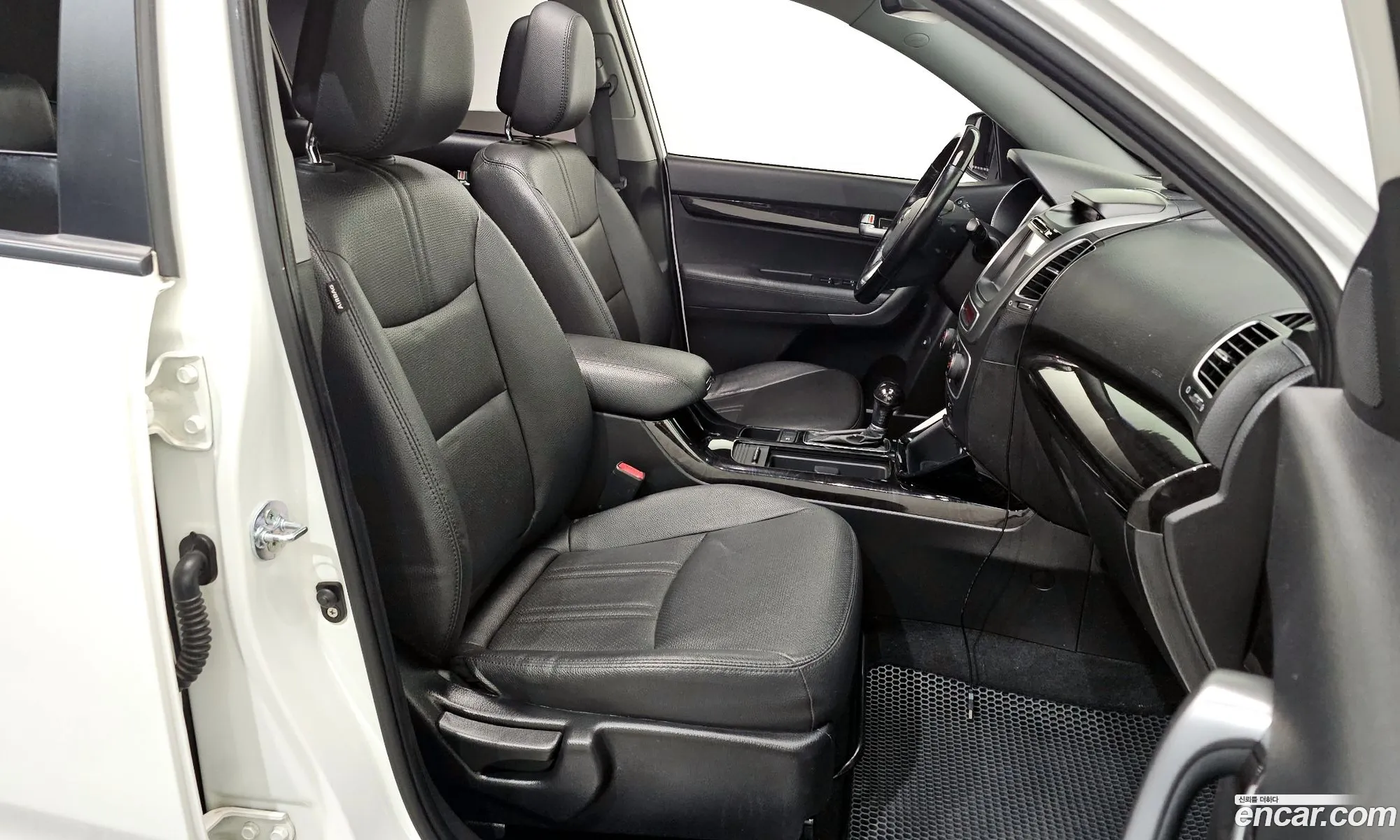 Kia Sorento R 2012 — 12