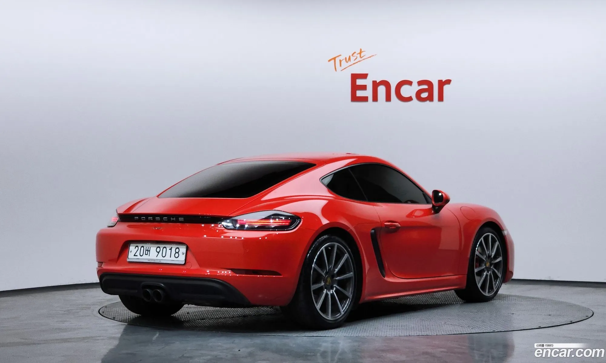 Porsche 718 Cayman 2017 WP0AA298111111111 — 9