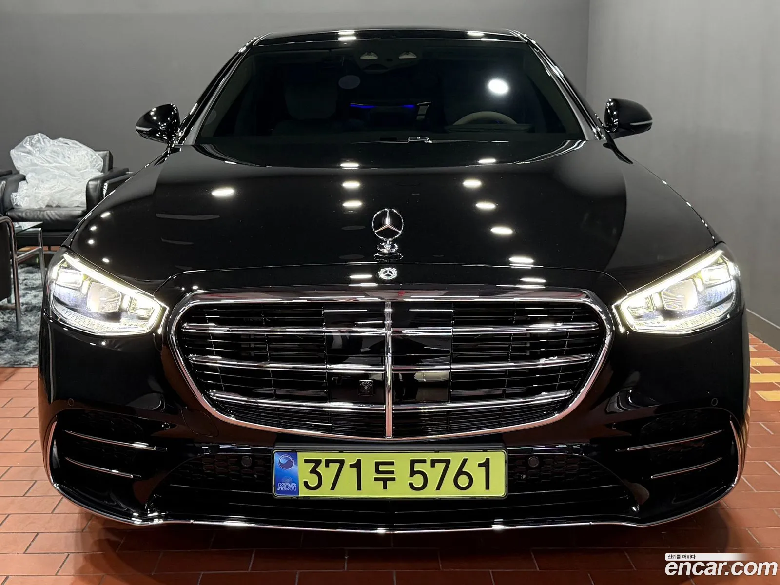 Mercedes-Benz S-Class W223 2025 — 17