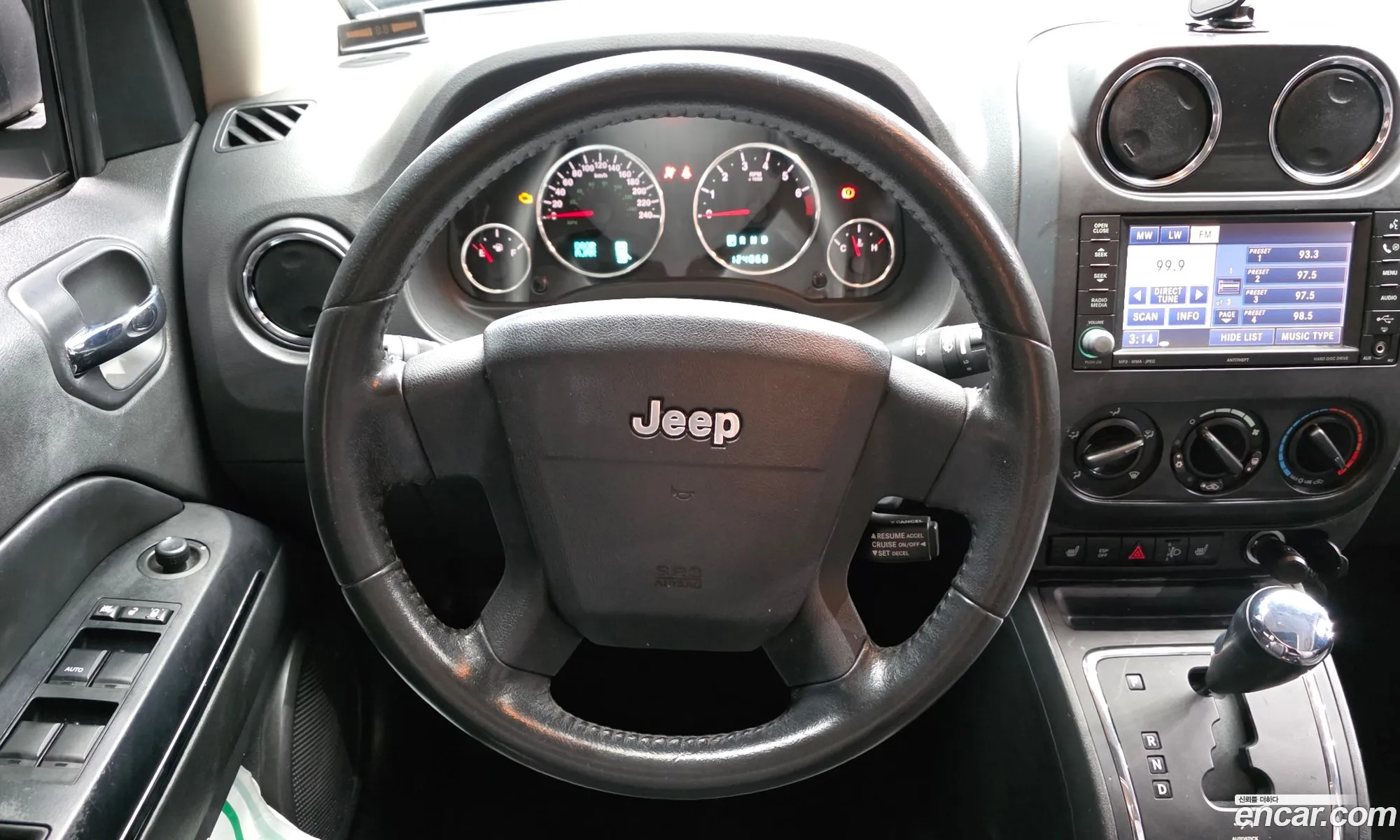 Jeep Compass 2009 1J4FFF7B69D252631 — 4