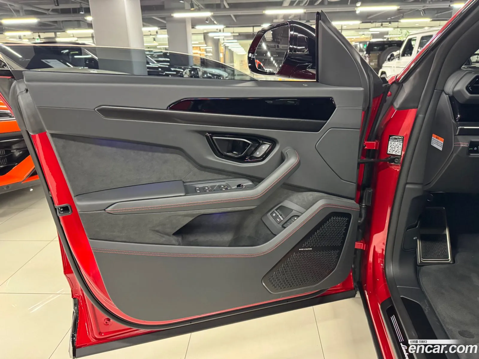 Lamborghini Urus 2025 — 10