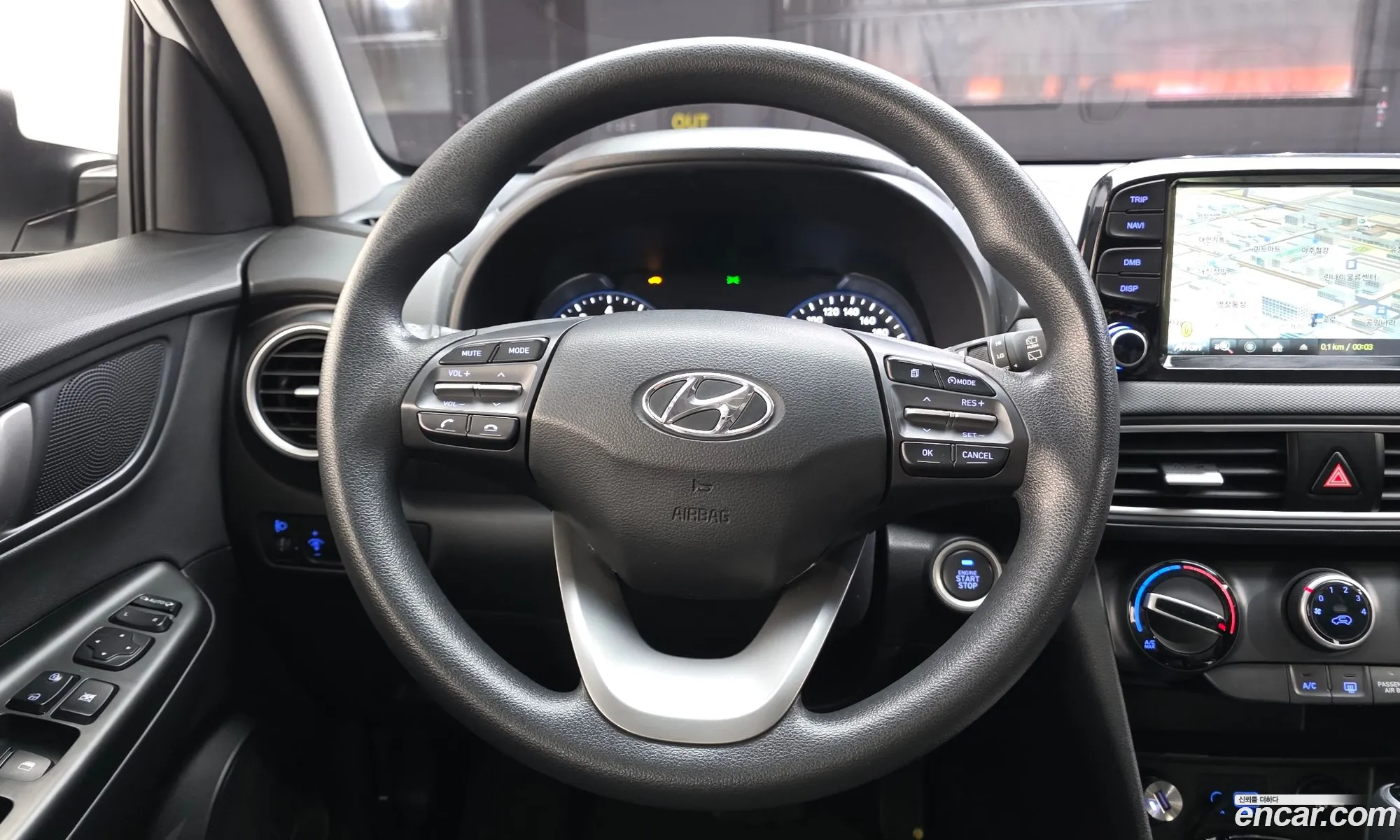 Hyundai Kona 2017 — 14