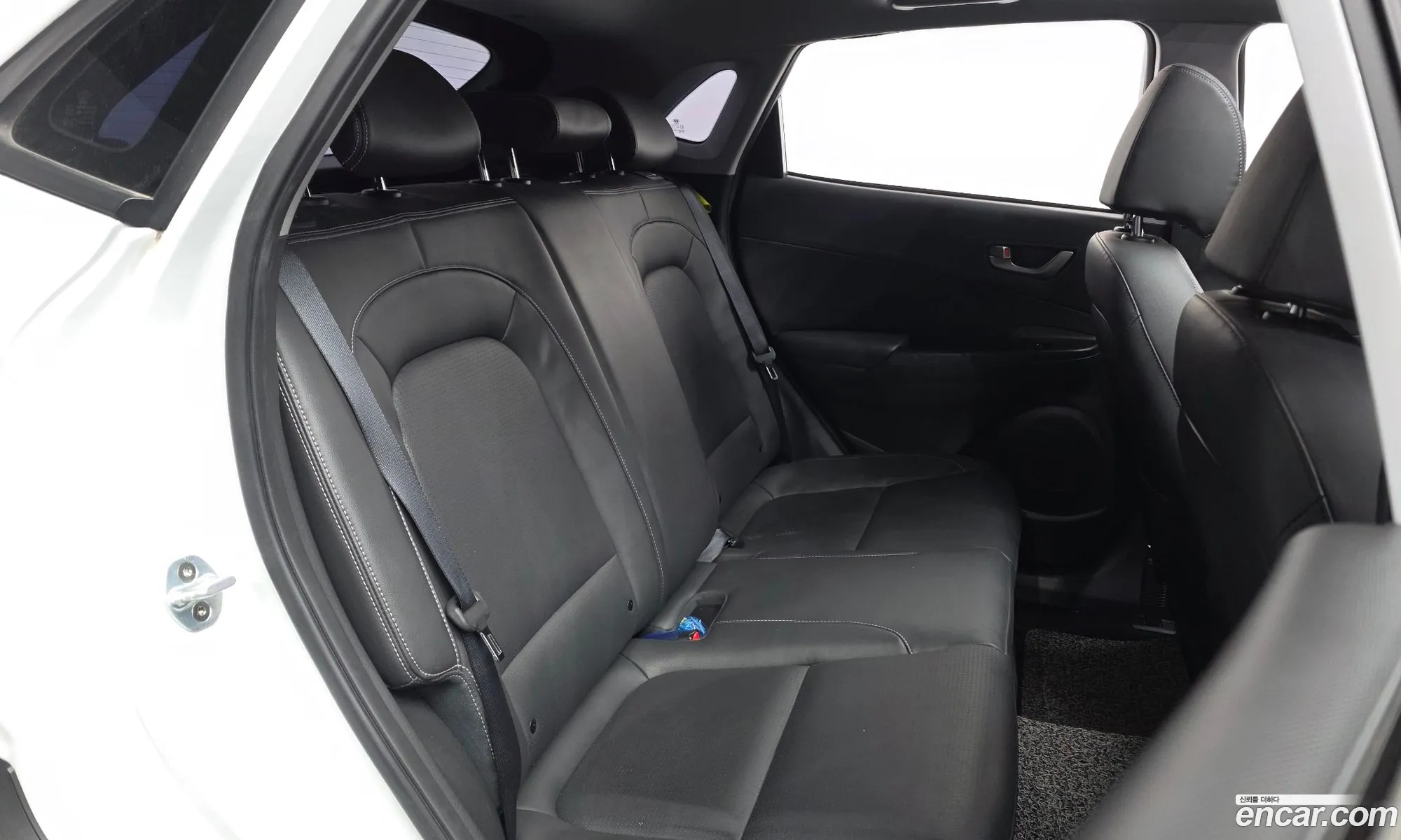 Hyundai Kona 2017 — 17