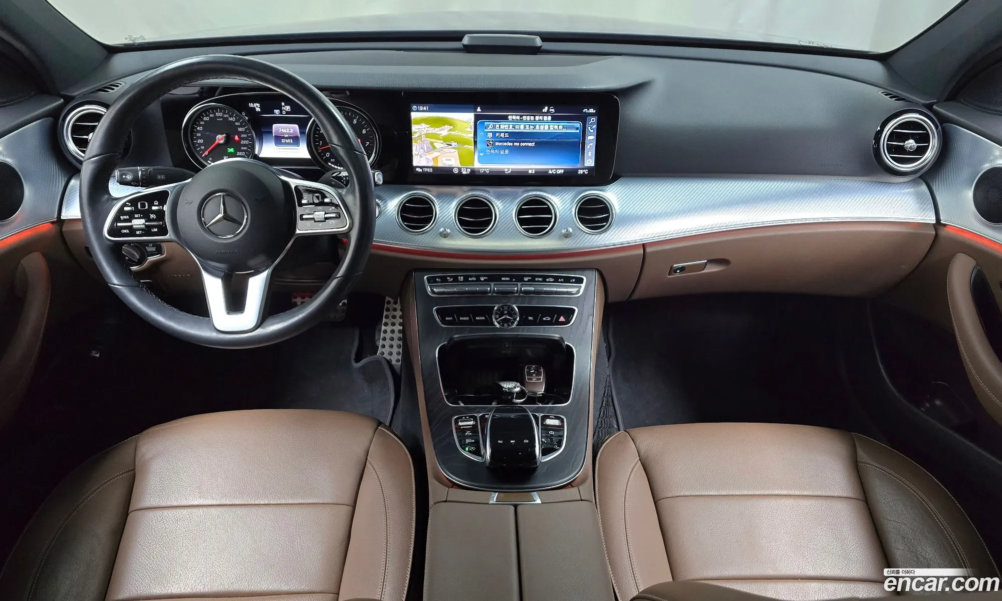 Mercedes-Benz E-Class W213 2020 W1KZF4FB1LA847023 — 11