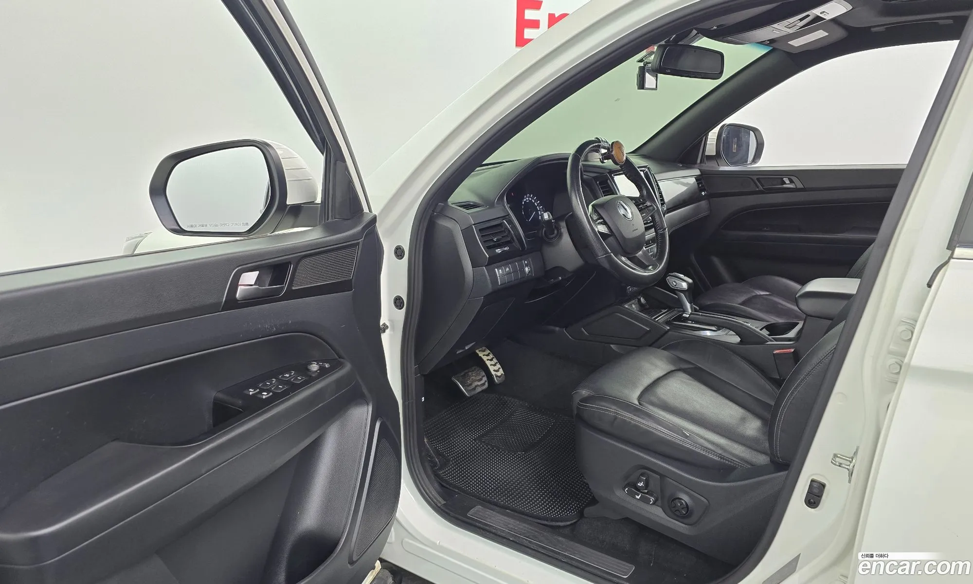 KG Mobility (SsangYong) Rexton Sports Khan 2020 — 16