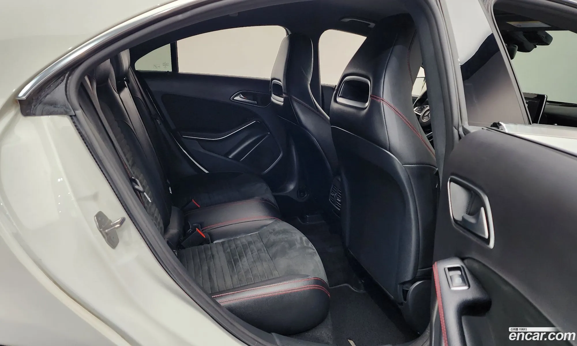 Mercedes-Benz CLA-Class C117 2018 — 11