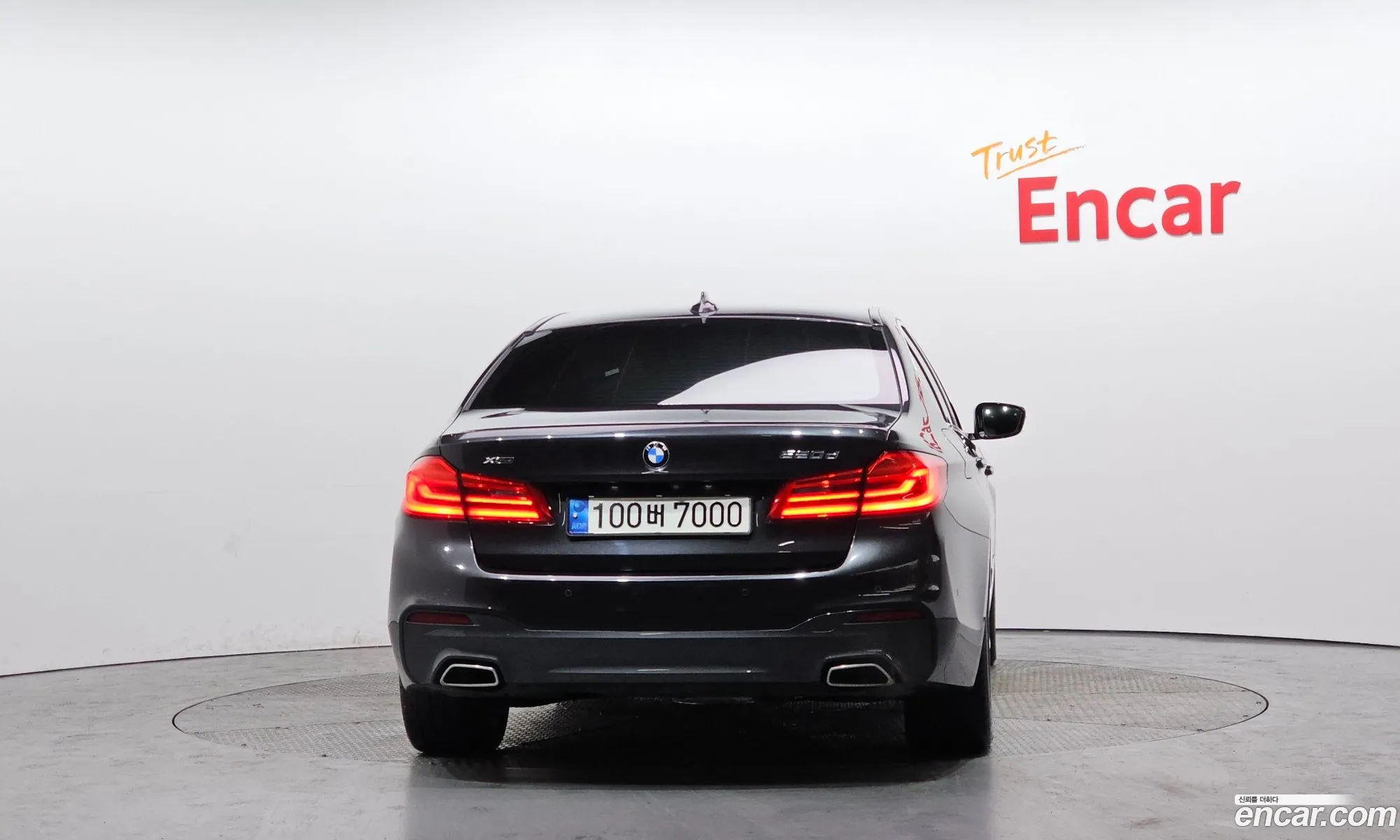 BMW 5 Series 2018 WBAJC510XJWE55475 — 11