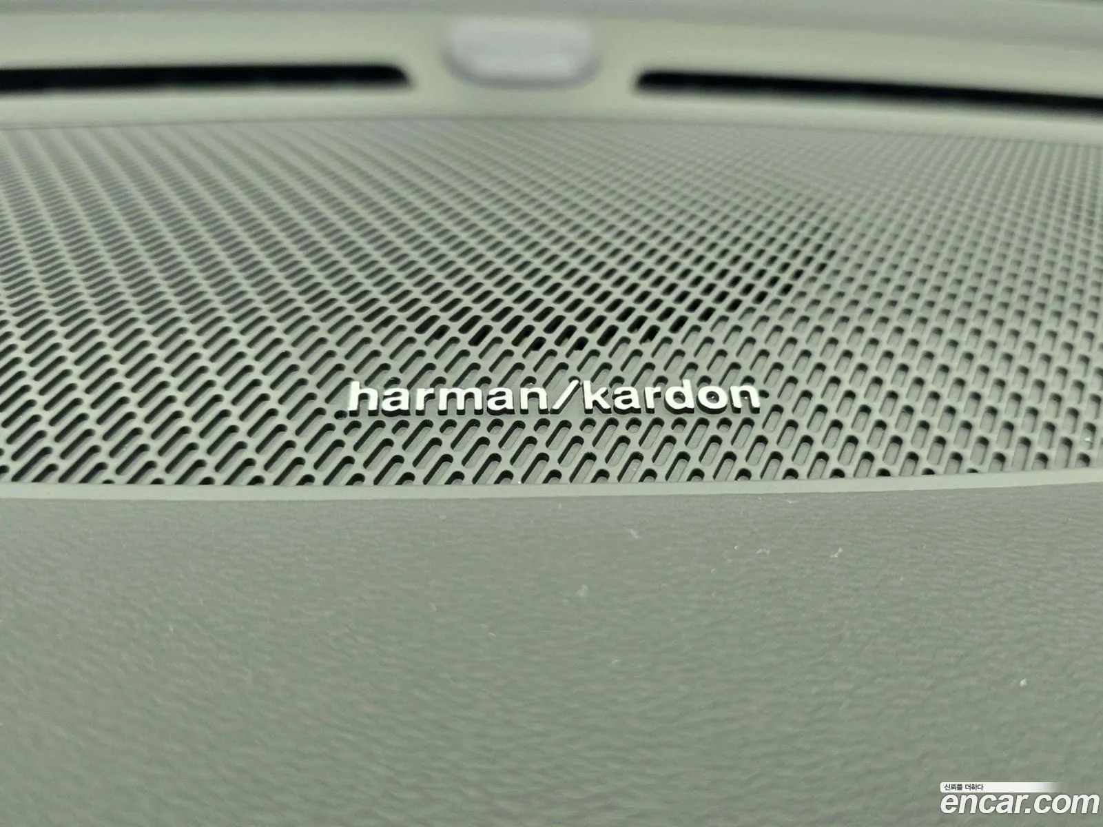 Volvo XC40 2025 — 10